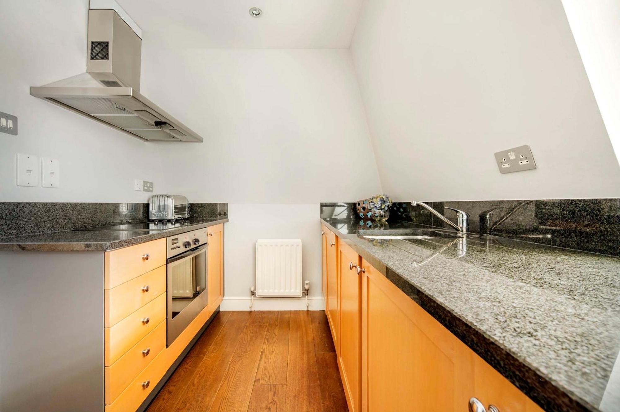 The Mayfair Marvel Appartement *