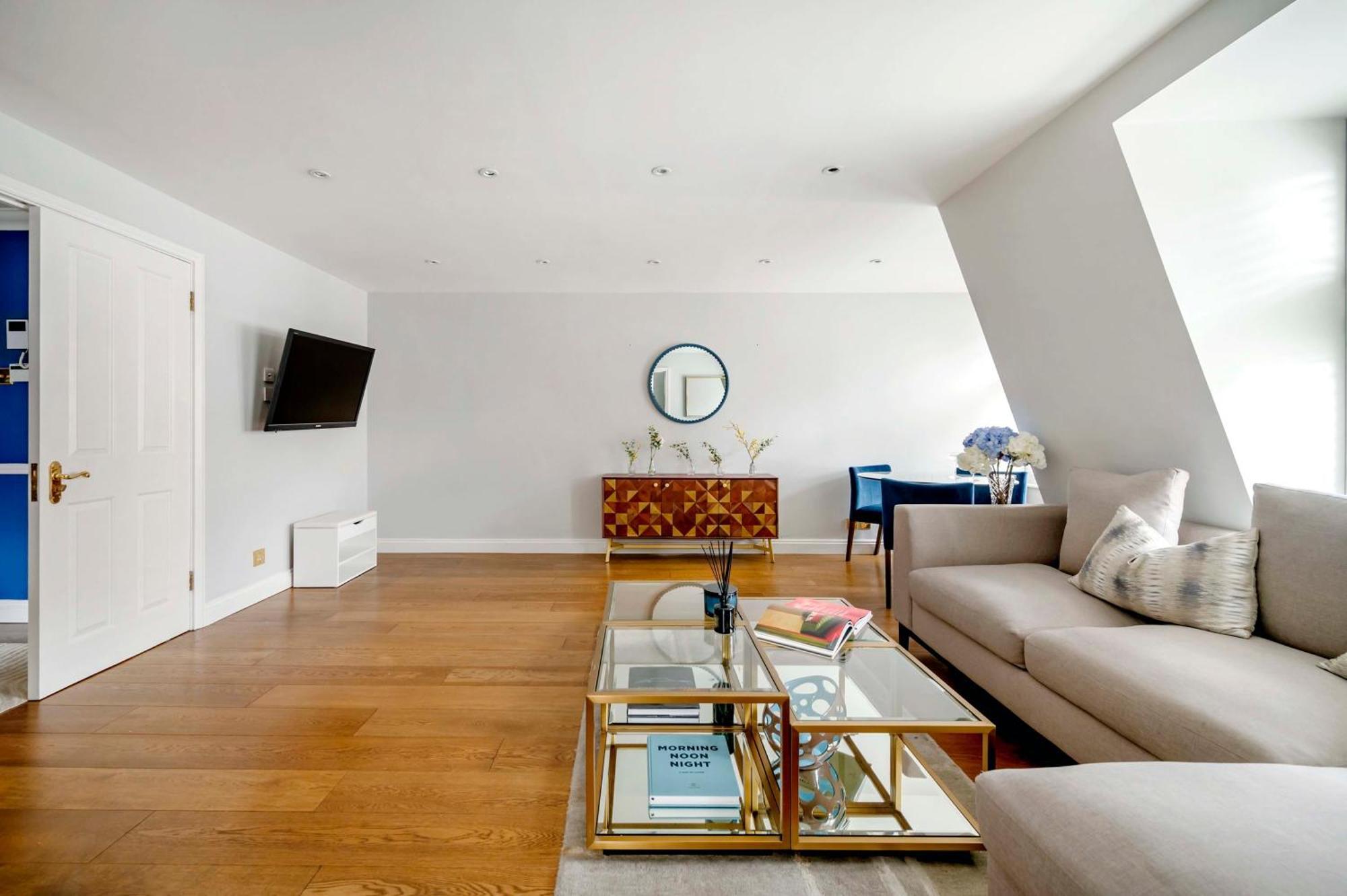 The Mayfair Marvel Appartement