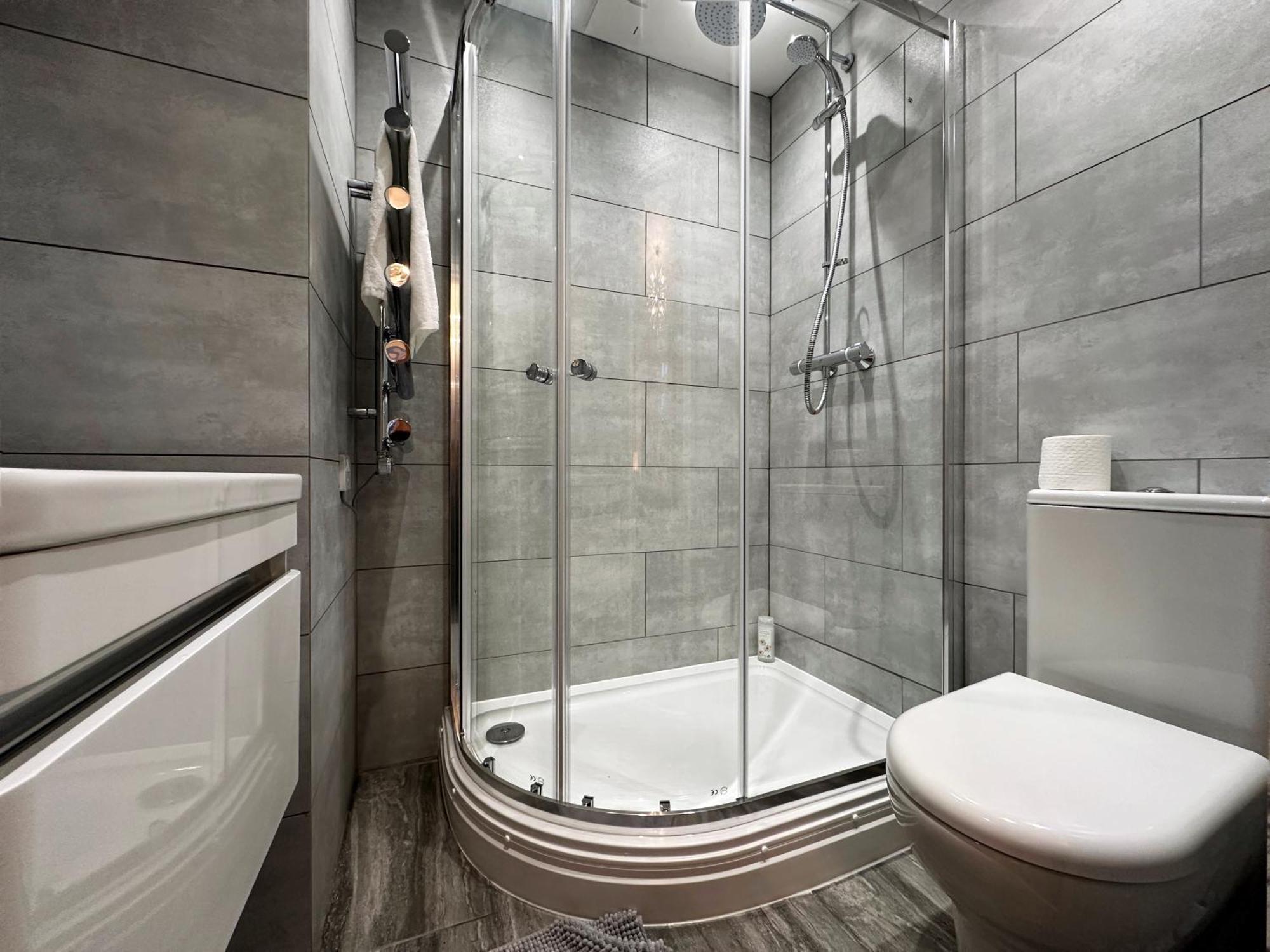 Jane Place In Putney - 3 Double Beds, Ideal For Families Appartement *