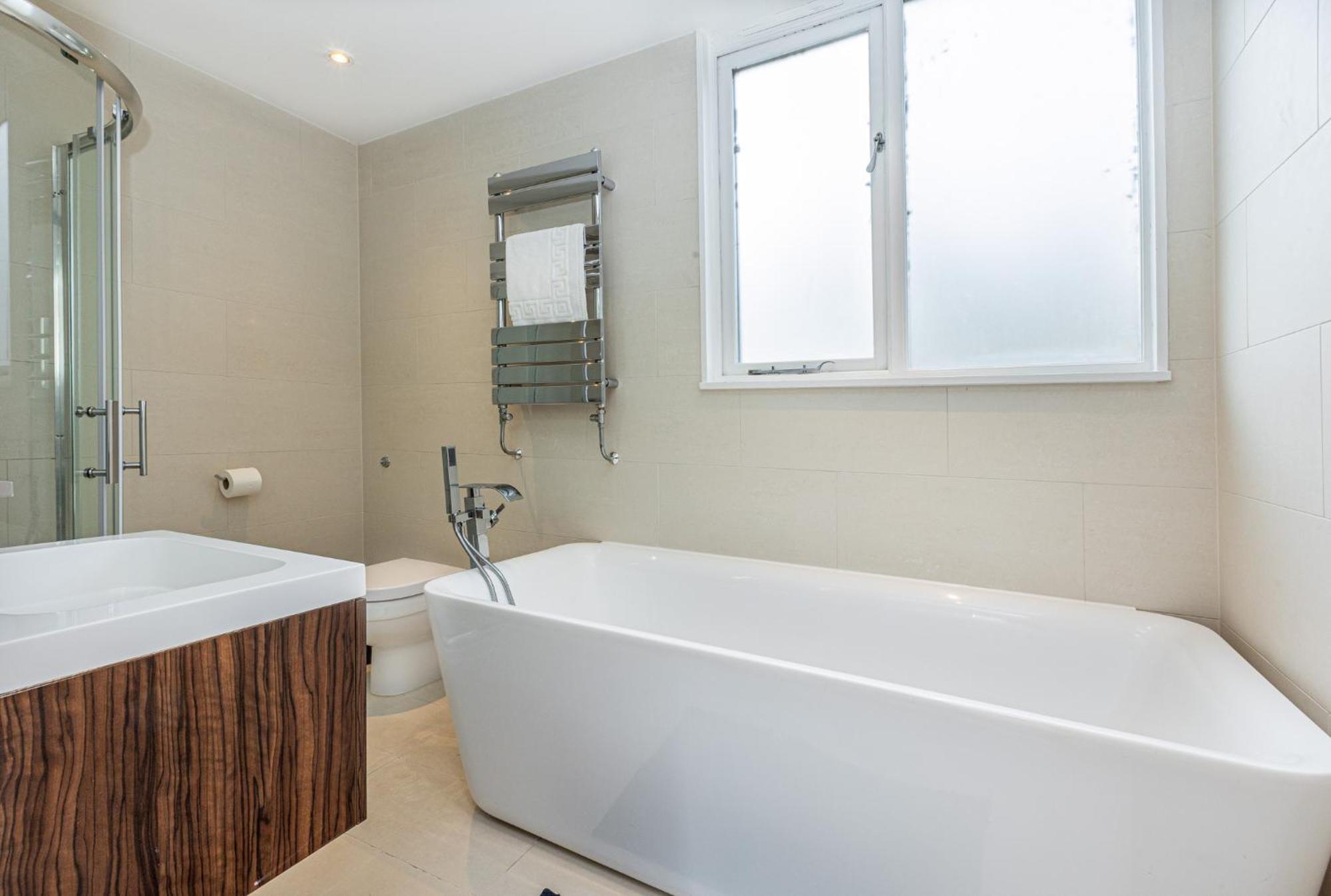 Appartement Fantastic Multilevel 3br, Vibrant Angel, 5min Tube *