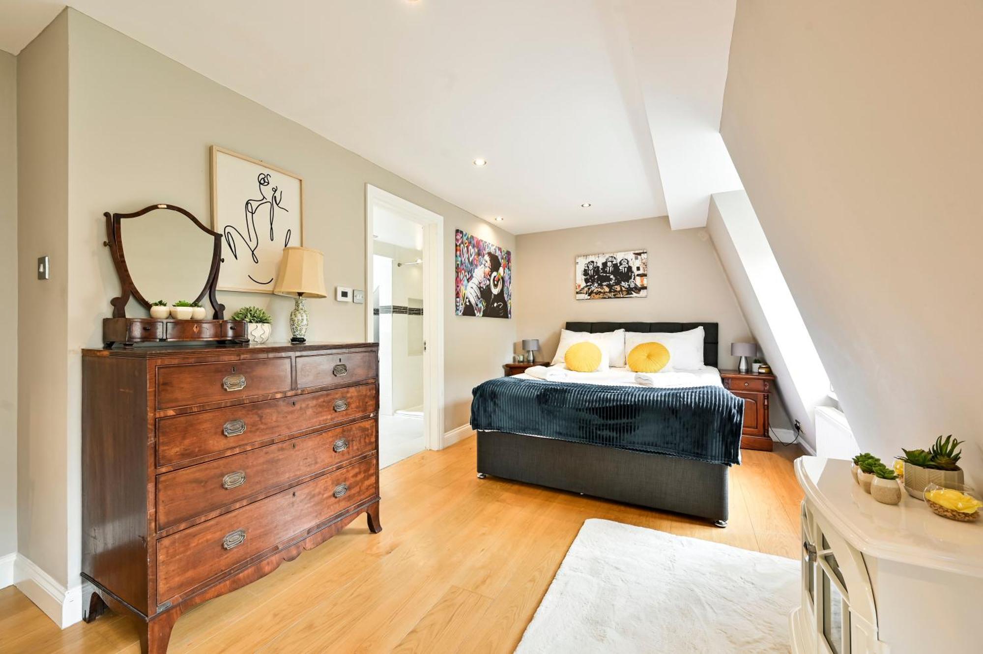Magnificent 2 Bed Hyde Park Mews House Apartamento