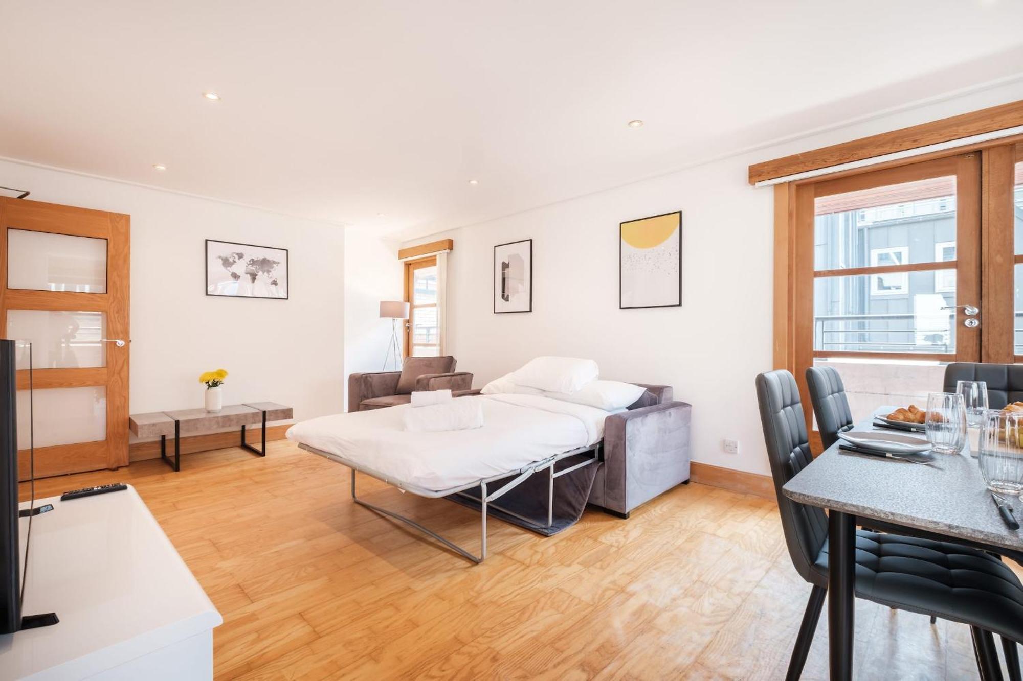 2br Penthouse With Terrace - Heart Of Holborn - Cityapartmentstay Apartamento Londres
