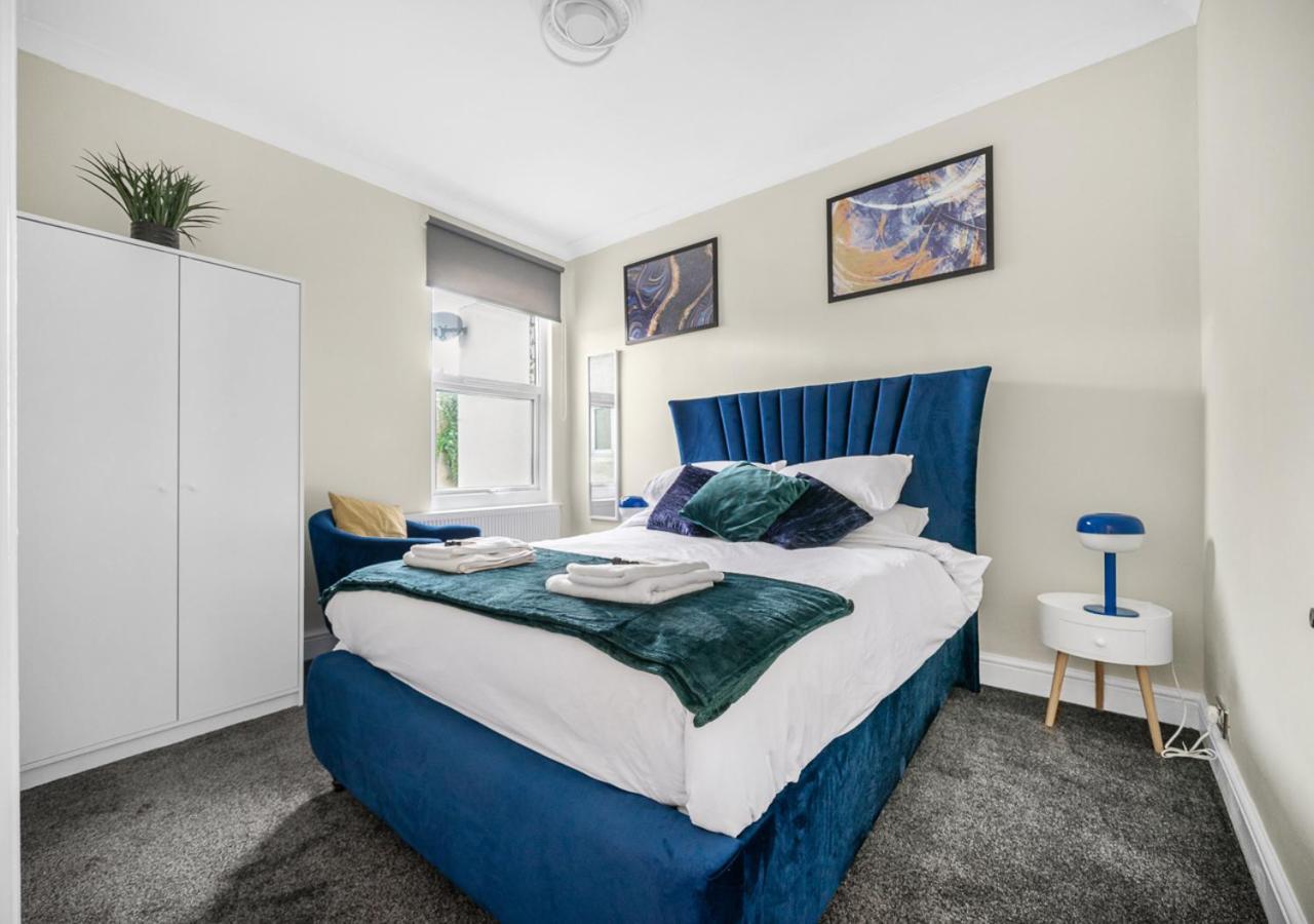 Apartamento Uksas Two Bed Flat Park Front Londres
