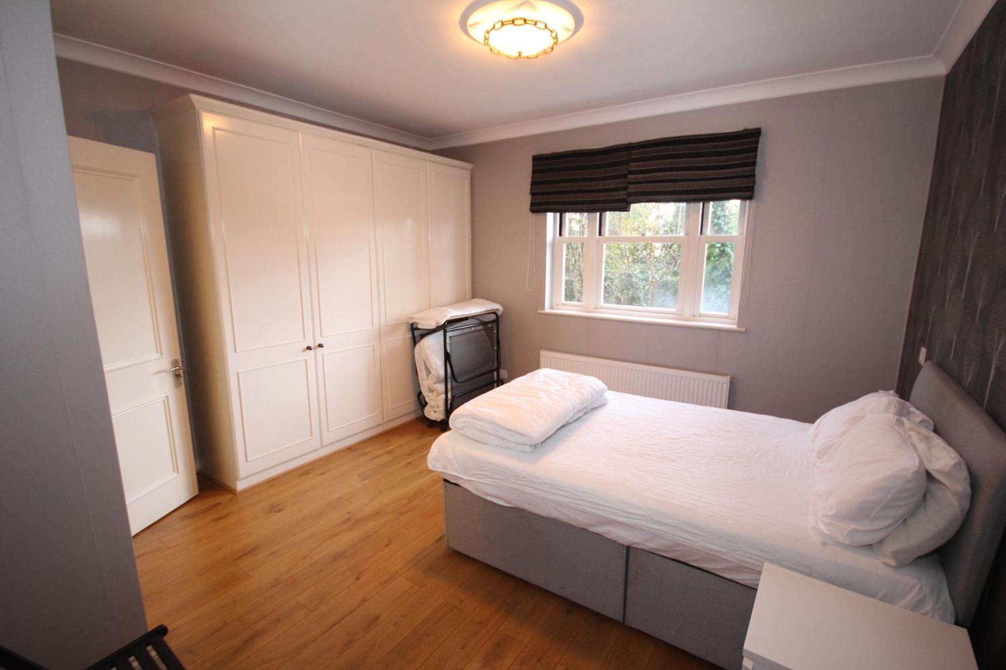 Harrow On The Hill Place Apartamento *
