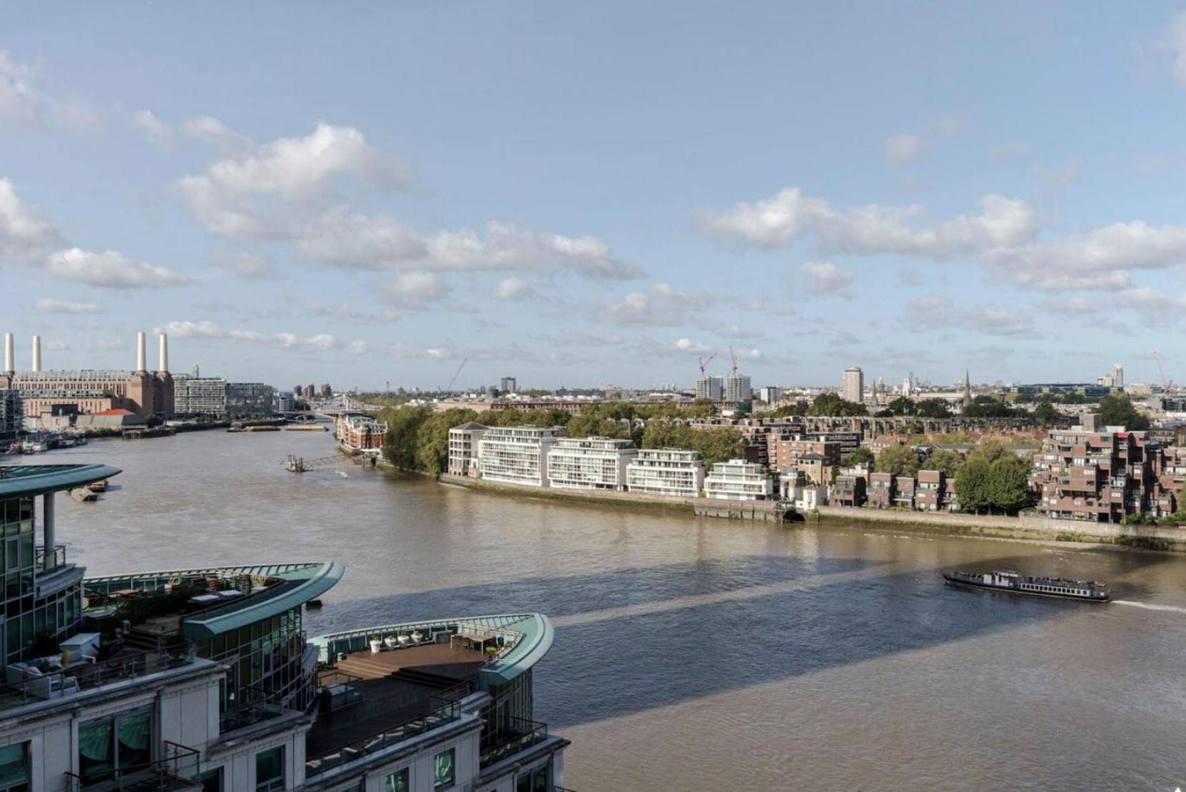 Huge Thames View Luxxe Nomad Design Apartment