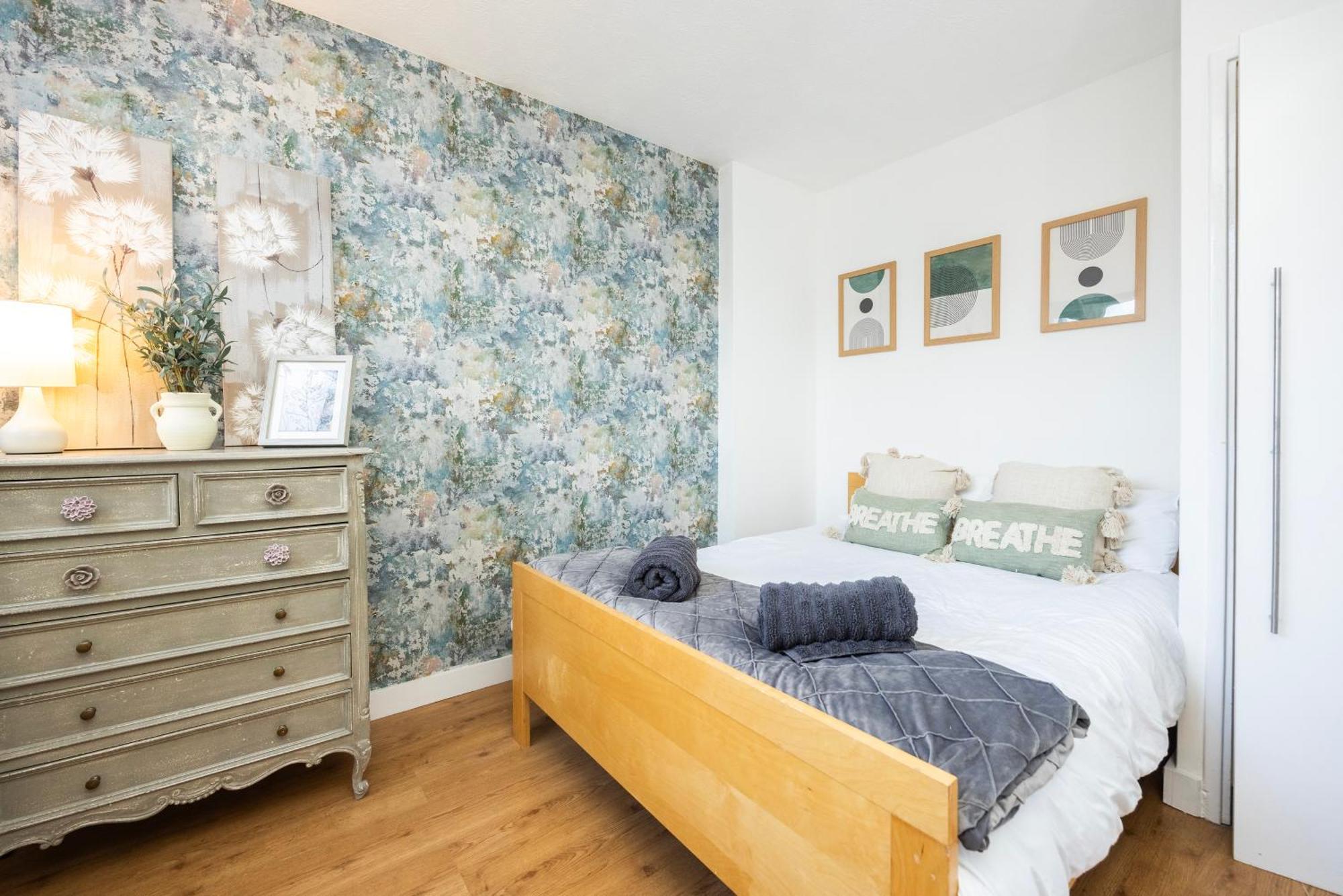 Trendy 4 Bed Near Vibrant Shoreditch W Balcony And Walking Distance To Tube * London