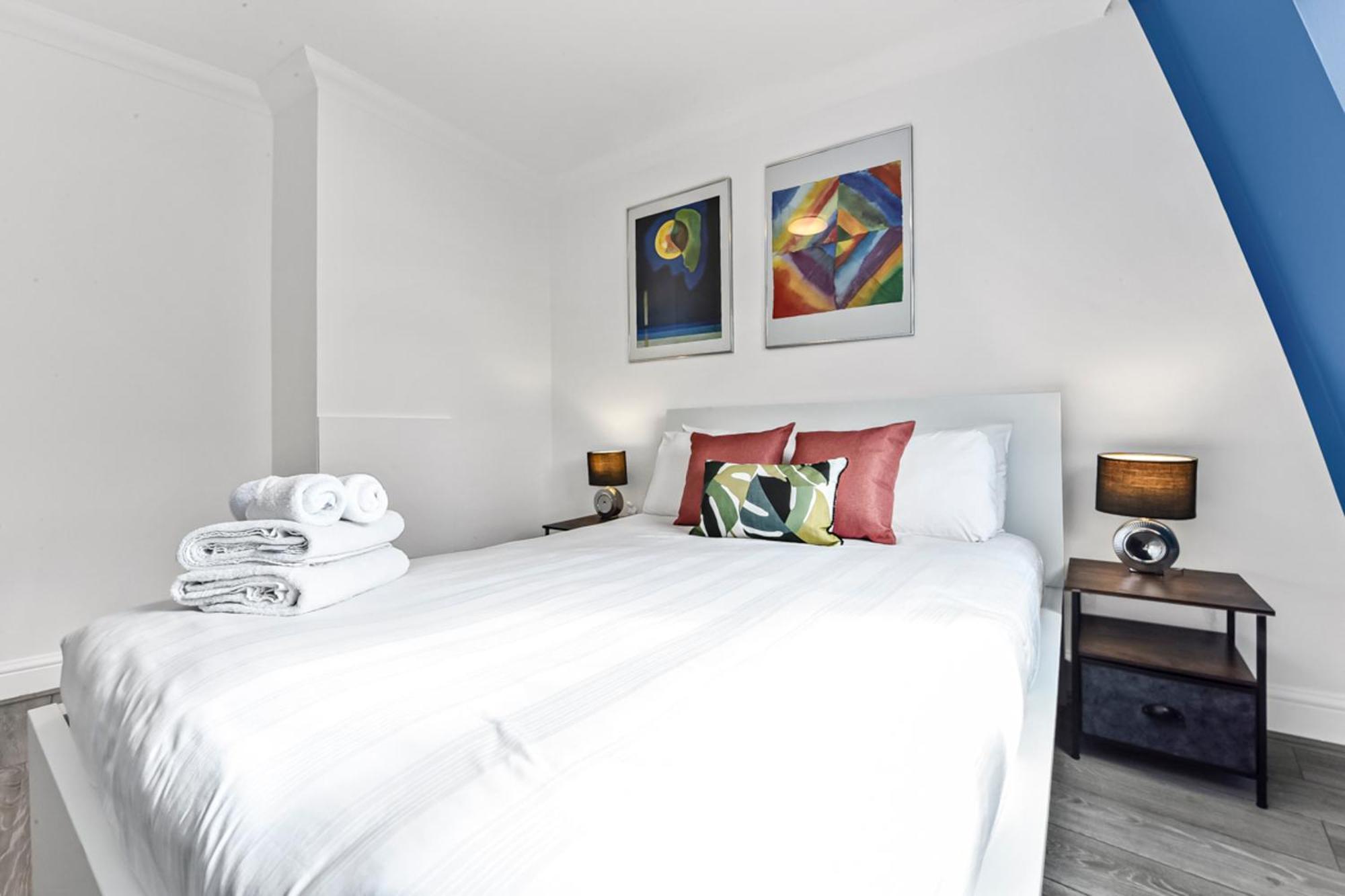 Zone 1, Near Eye, Attractions, 2 Beds Apartamento *