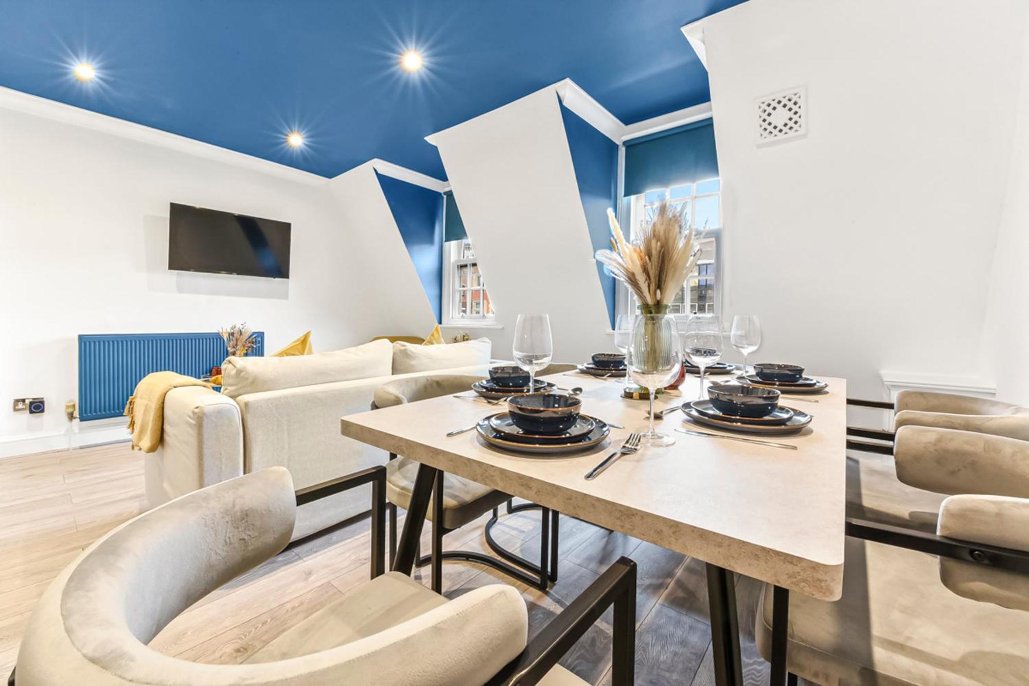 Zone 1, Near Eye, Attractions, 2 Beds *