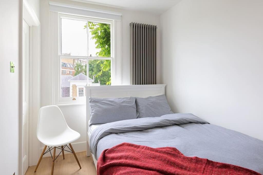 Stunning Views, Floor Flat * Londres