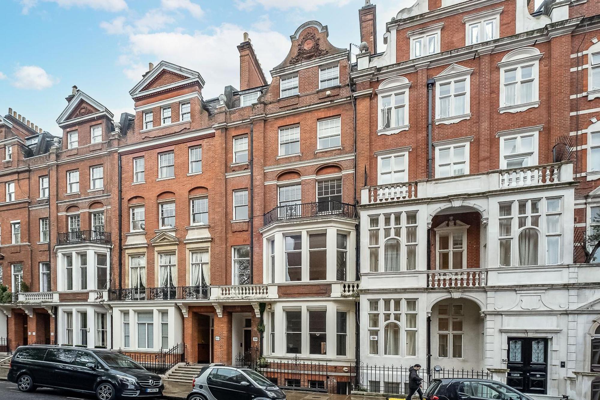 Renovu Premium Homes In Kensington Apartment *