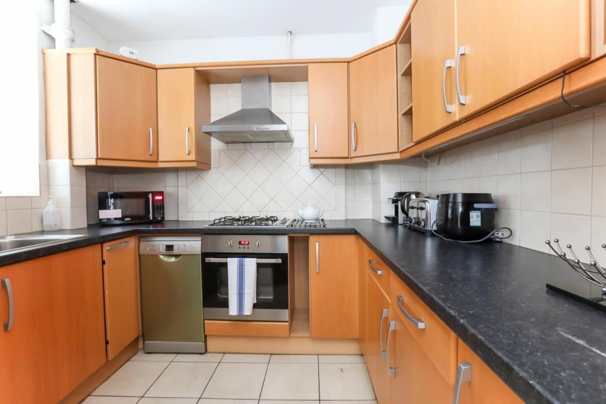 Apartment 2 Bedroom In Waterloo Central *