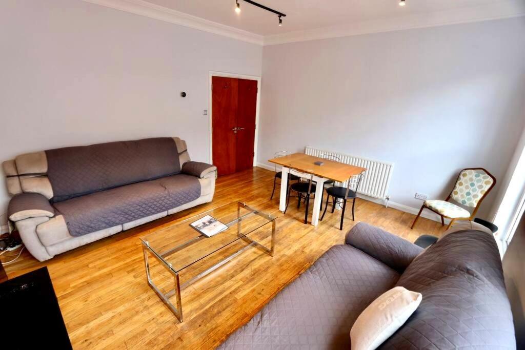 Appartement 3 Bedroom Prime Angel Location