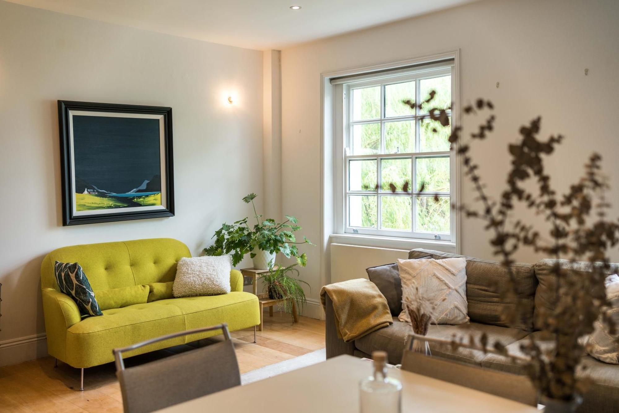 Stunning 2 Bed In Nothing Hill * Londres