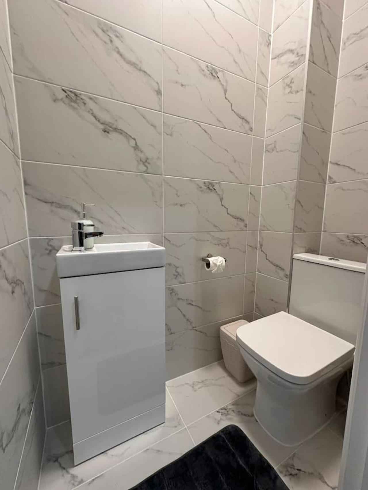 Westminster Nearby Zone1 Guest house