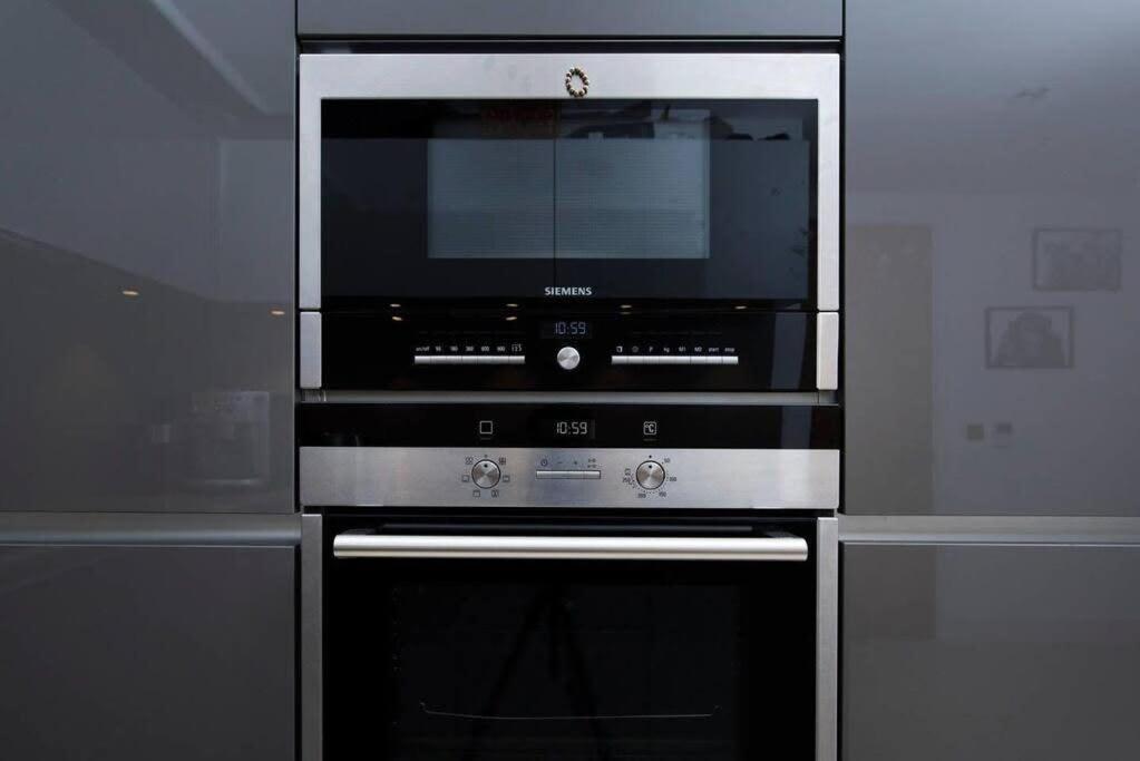 1 Bedroom Penthouse Flat In East Apartamento *