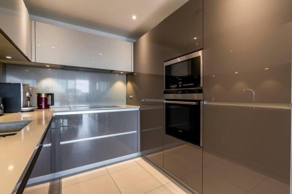 1 Bedroom Penthouse Flat In East Apartamento *