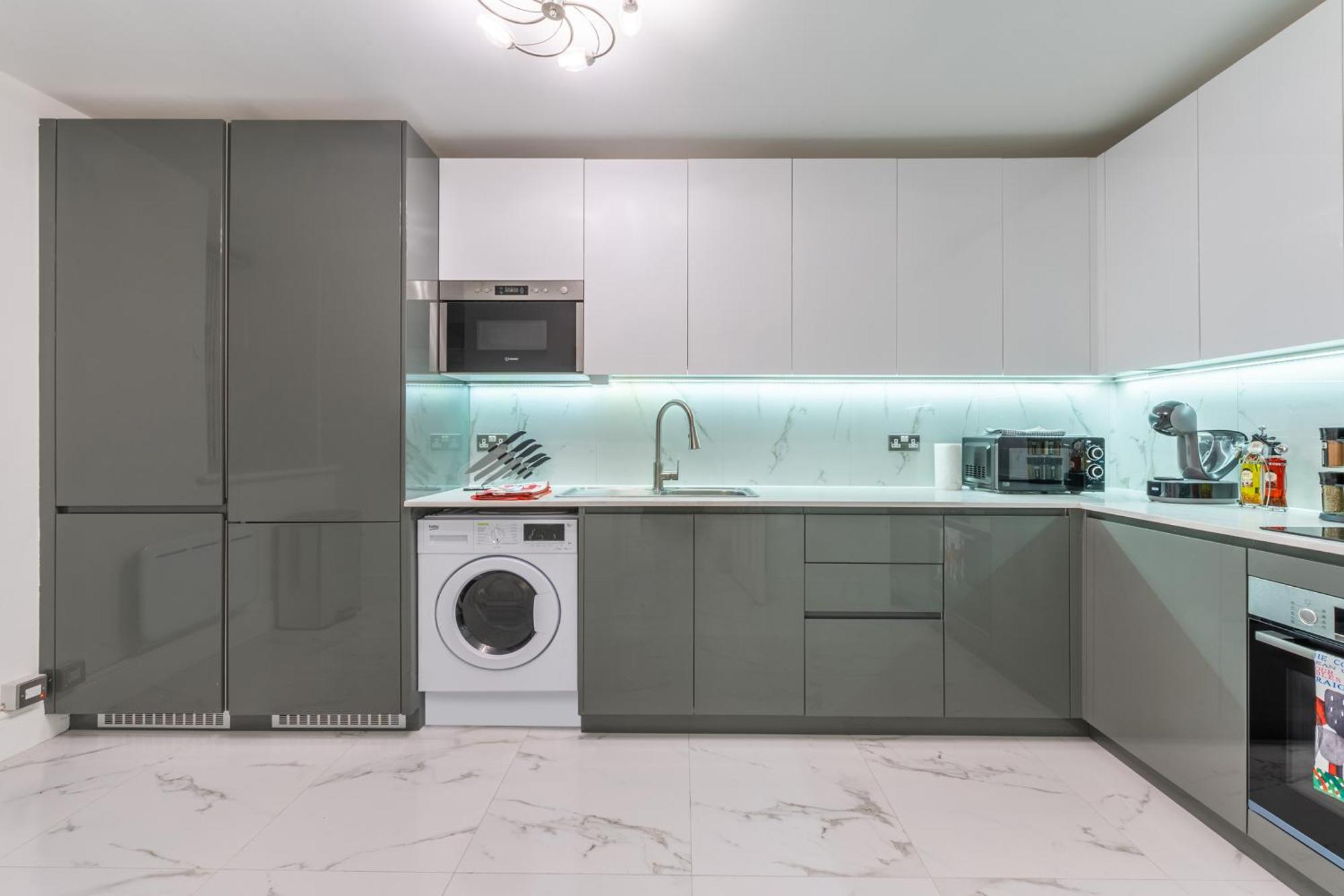 Stylish Spacious Retreat Luxury 2 Bed Haven 2hs * Londres