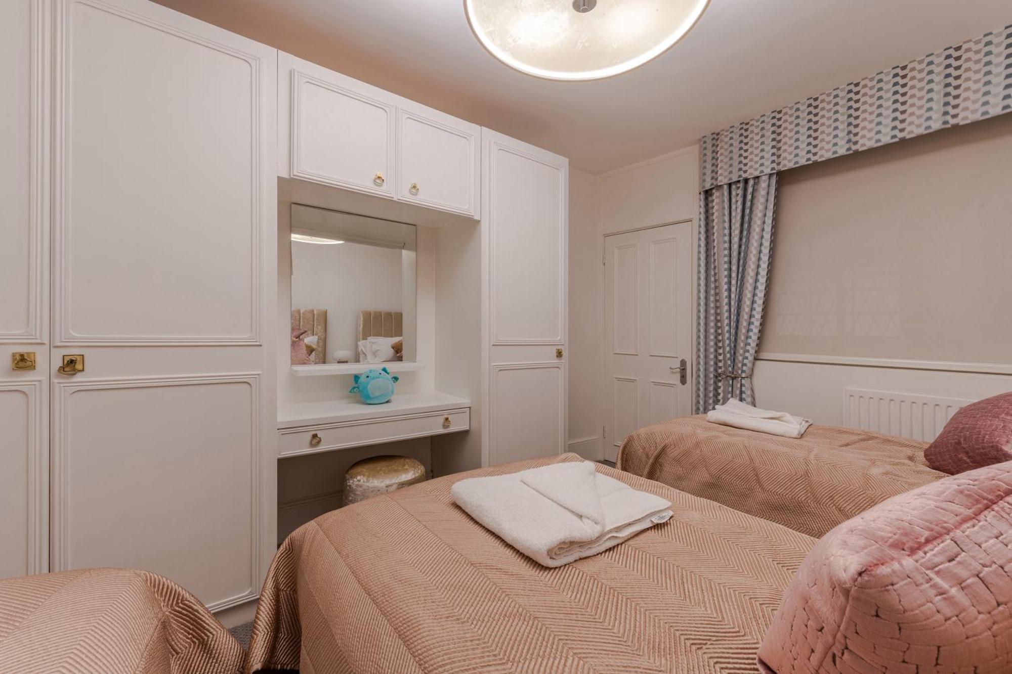 Stylish Spacious Retreat Luxury 2 Bed Haven 2hs Appartement Londres
