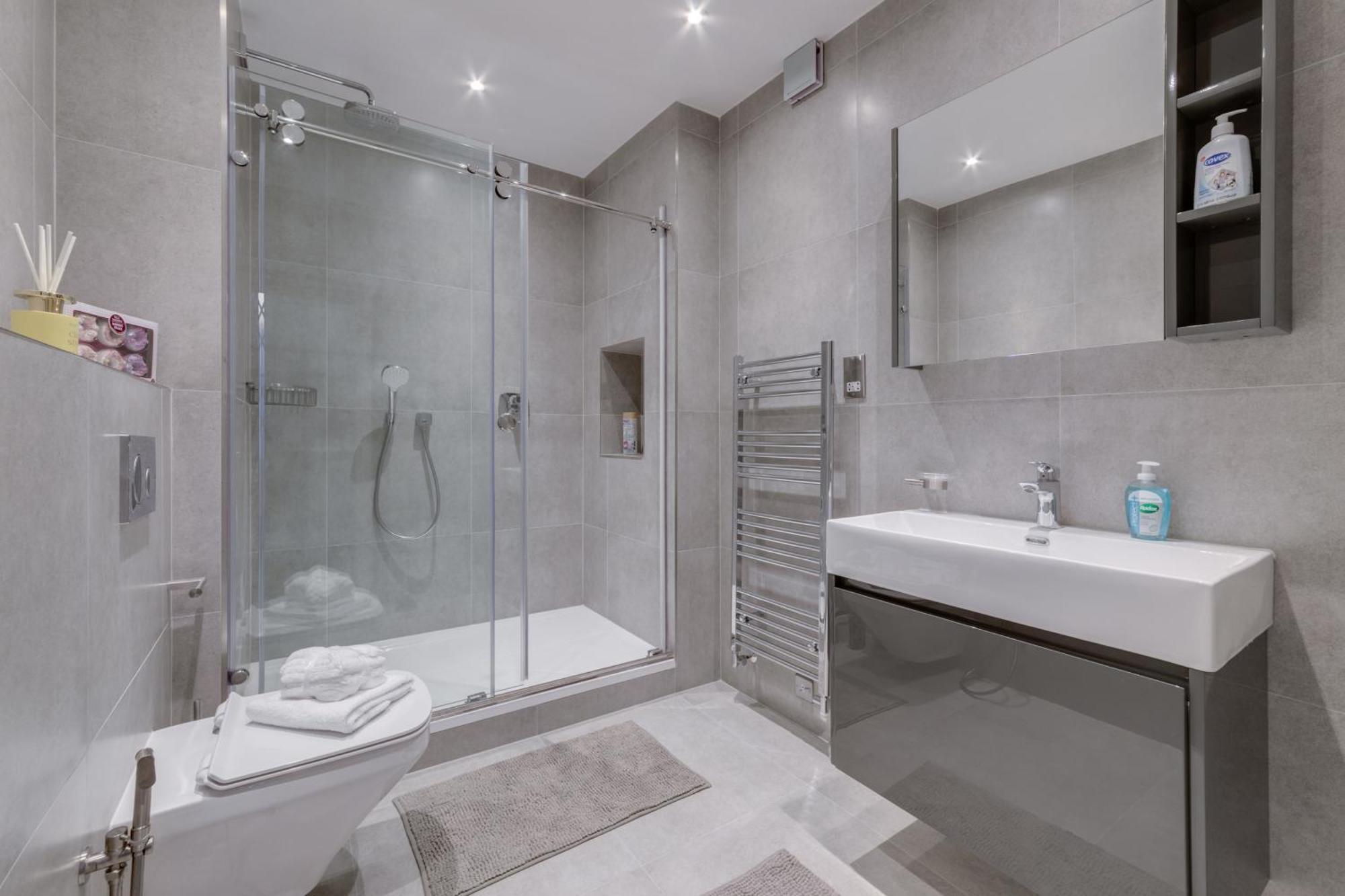 Stylish 3 Bedroom Luxury In Harley Street - 3hs Appartement Londen
