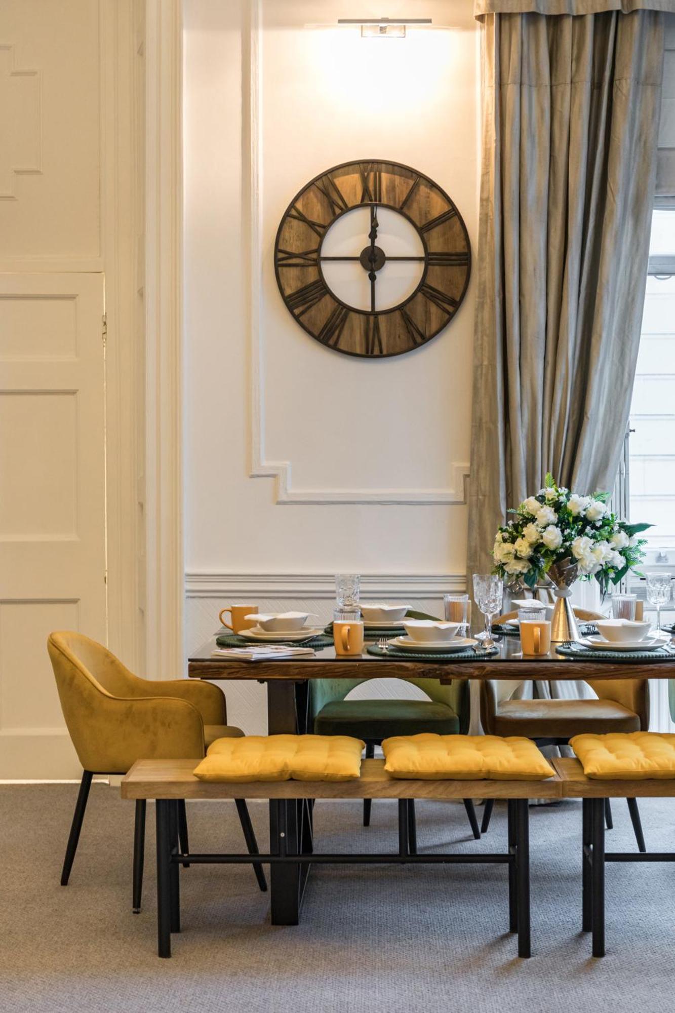 Stylish 3 Bedroom Luxury In Harley Street - 3hs Appartement Londen