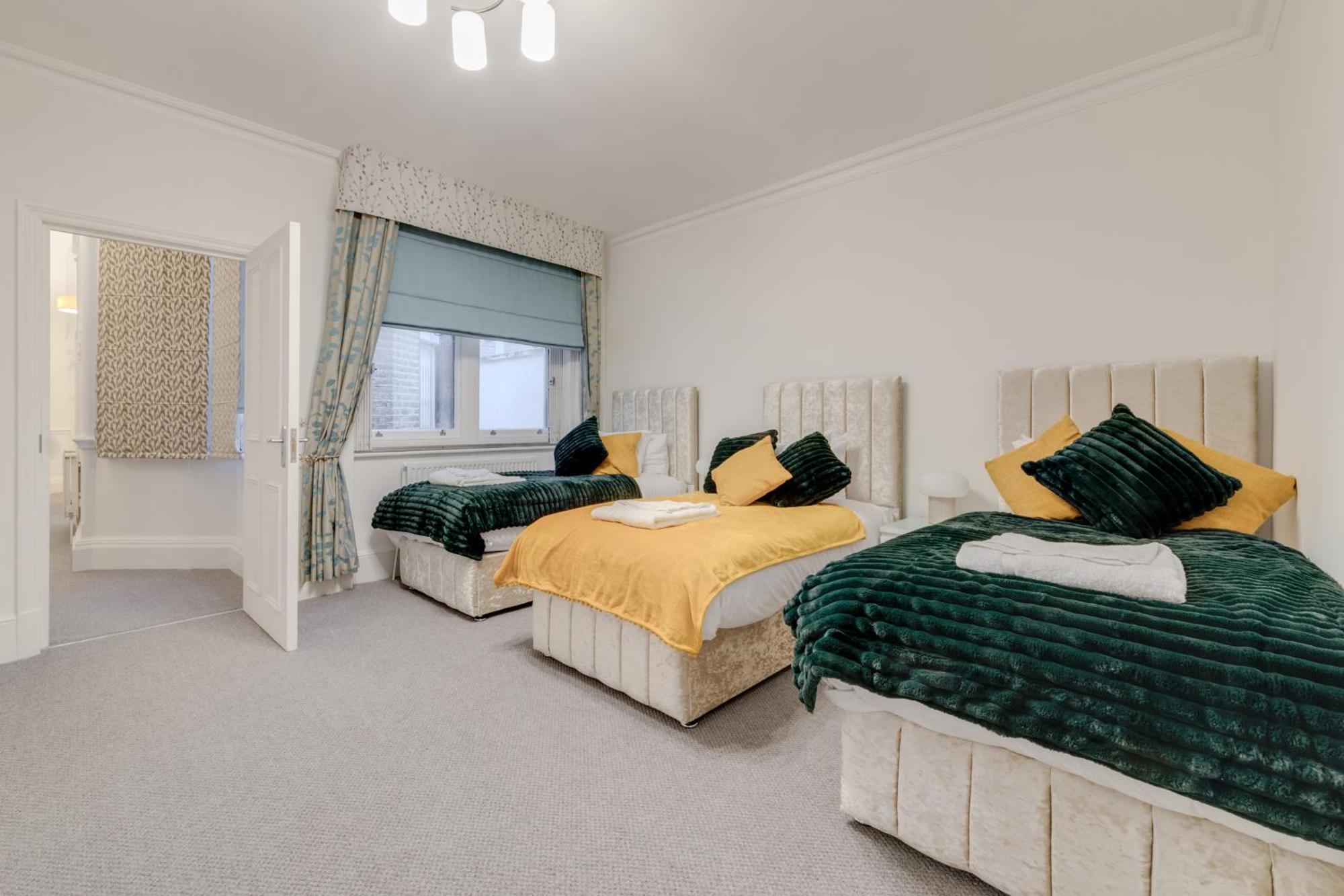 Stylish 3 Bedroom Luxury In Harley Street - 3hs Appartement Londen