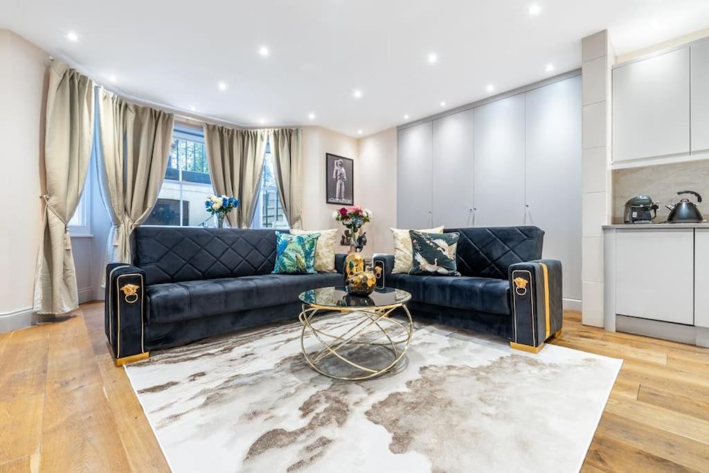 Apartamento 2 Bed / 2 Bath Versace In Knightsbridge Londres