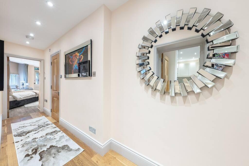 Apartamento 2 Bed / 2 Bath Versace In Knightsbridge