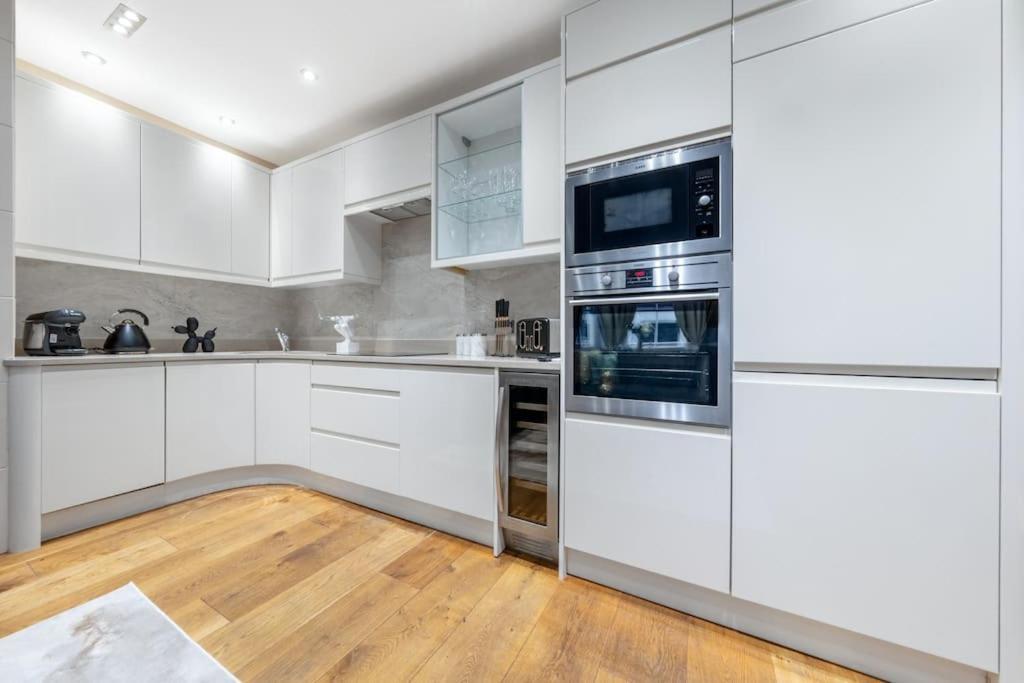 Apartamento 2 Bed / 2 Bath Versace In Knightsbridge