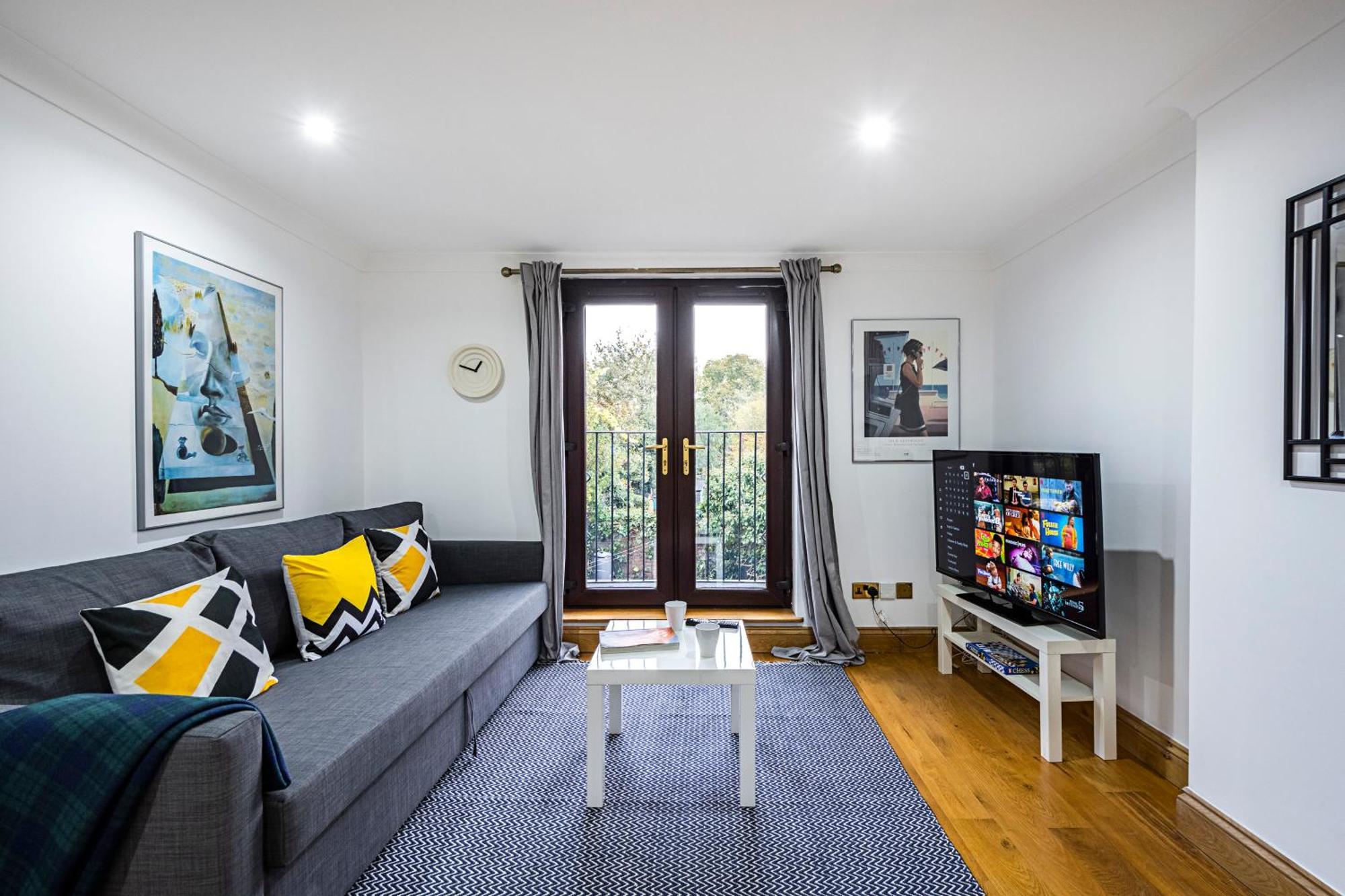 Apartment 2 Bedroom By Av Short Lets Southwark With Free Wifi *