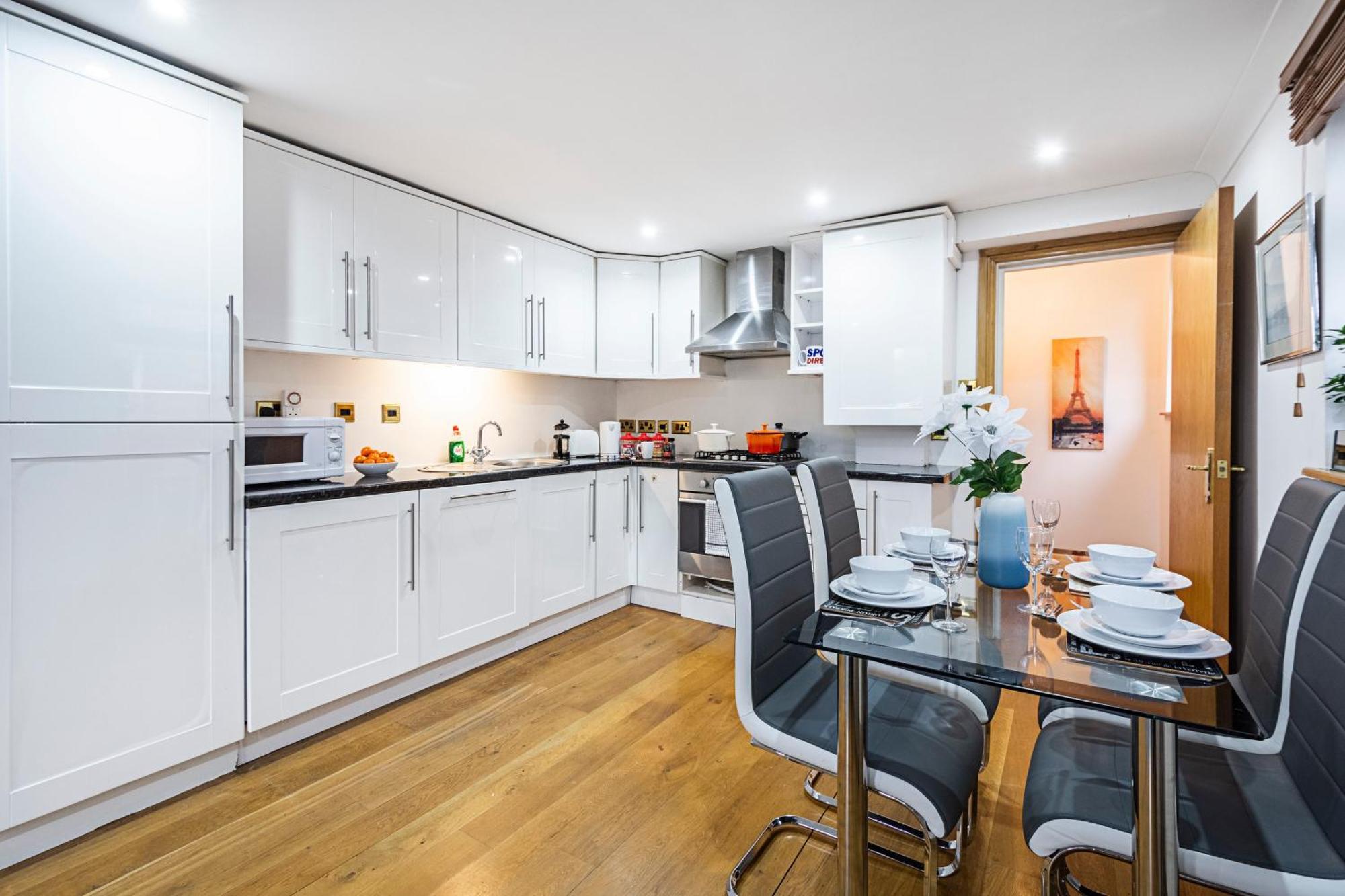 Apartment 2 Bedroom By Av Short Lets Southwark With Free Wifi