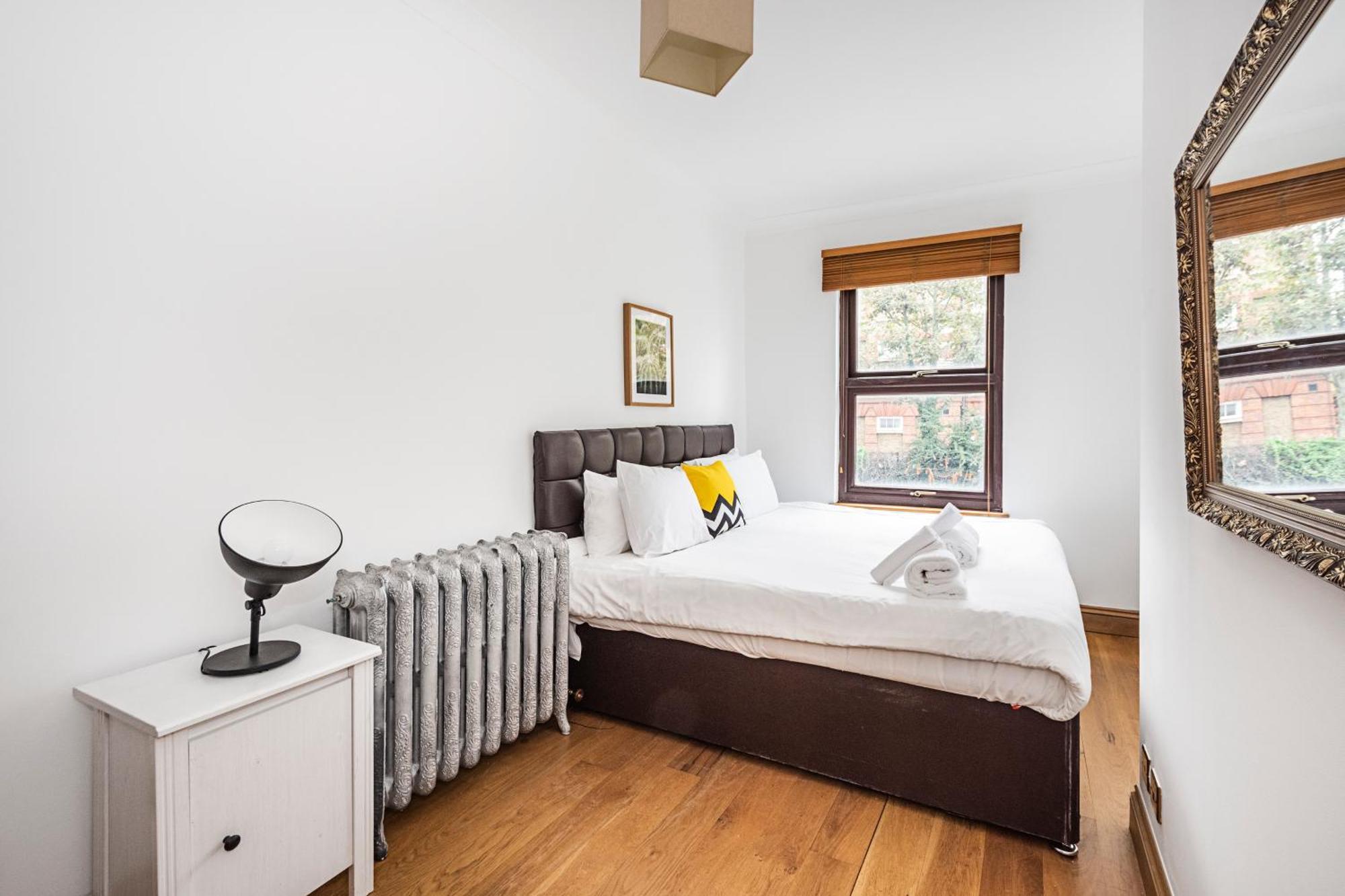 2 Bedroom By Av Short Lets Southwark With Free Wifi