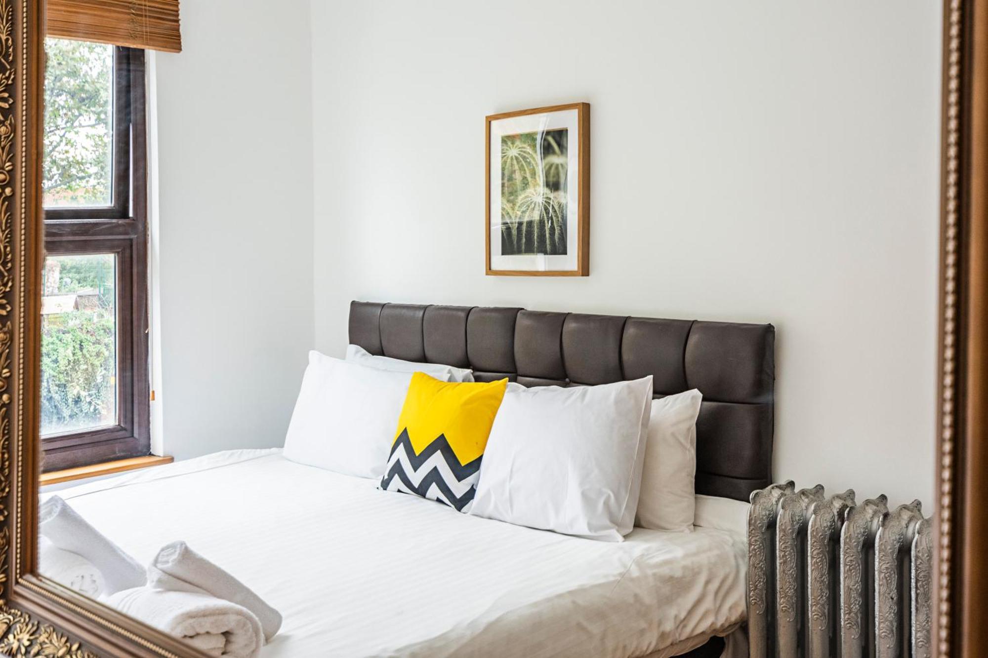 Apartment 2 Bedroom By Av Short Lets Southwark With Free Wifi London