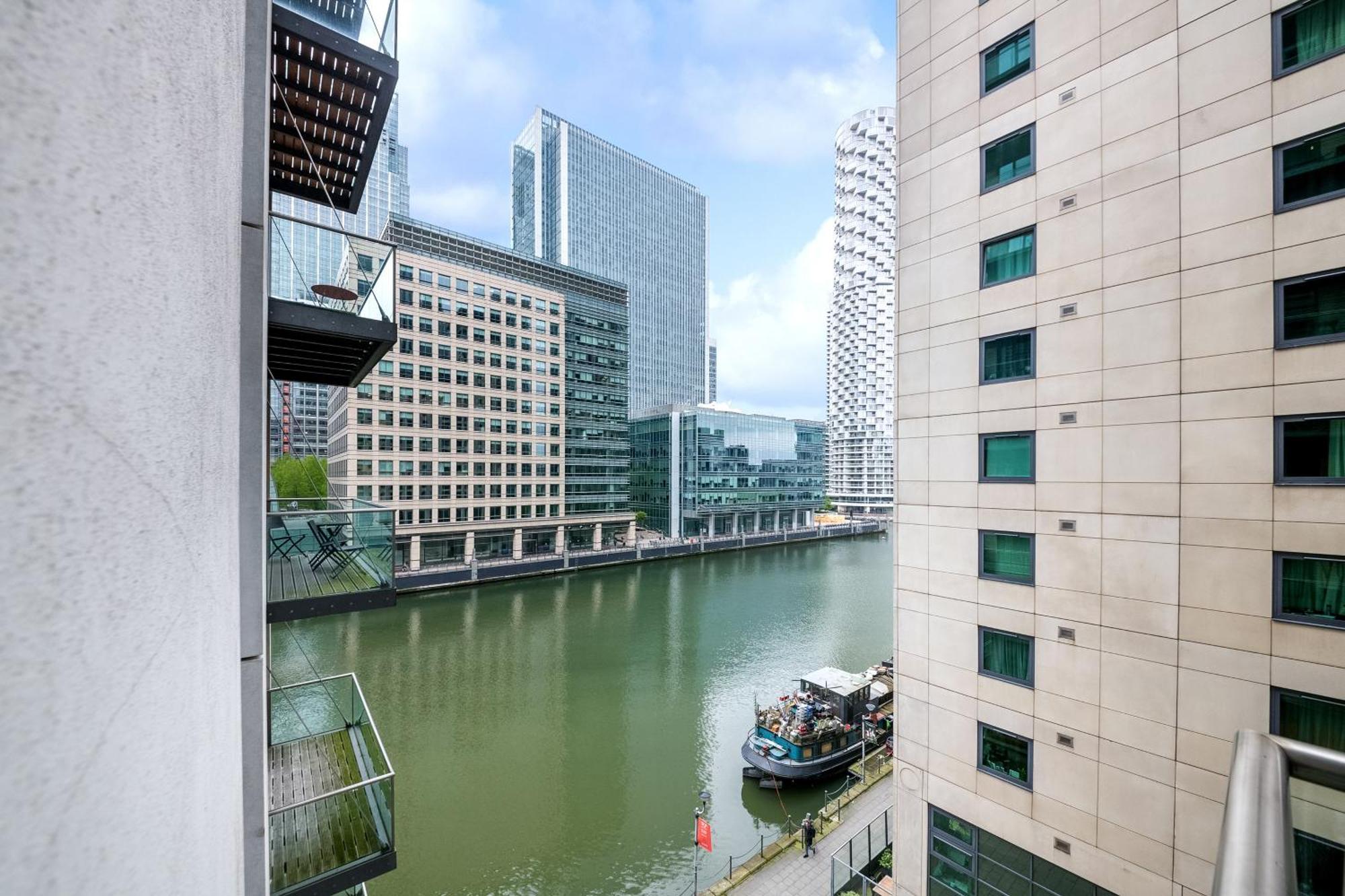 Apartment Londwell, Canary Wharf River Thames Balcony London
