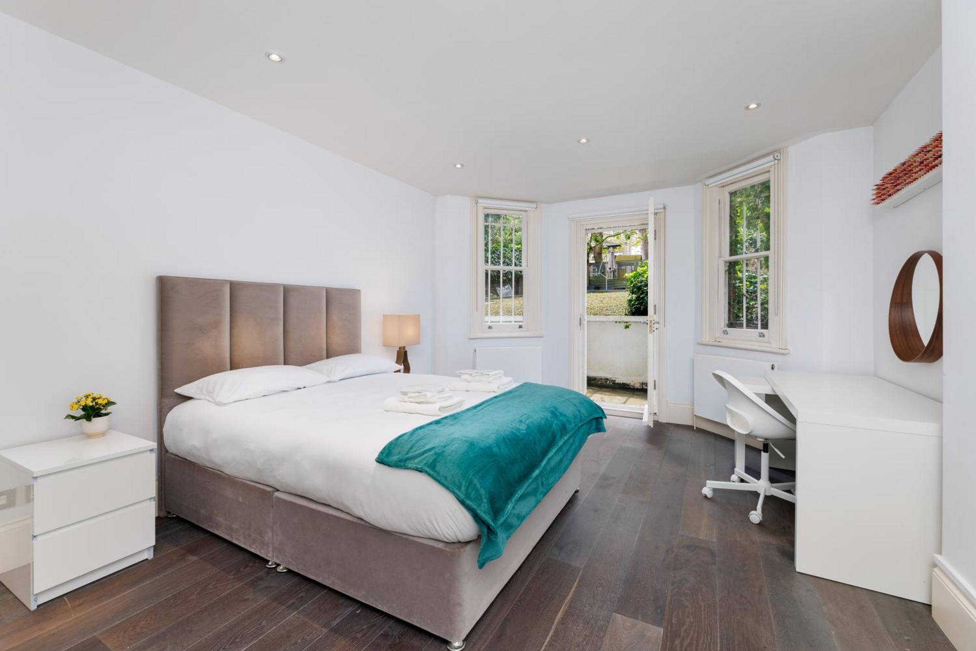 Apartamento Spacious 2-bed Flat / 10 Mins From The Centre