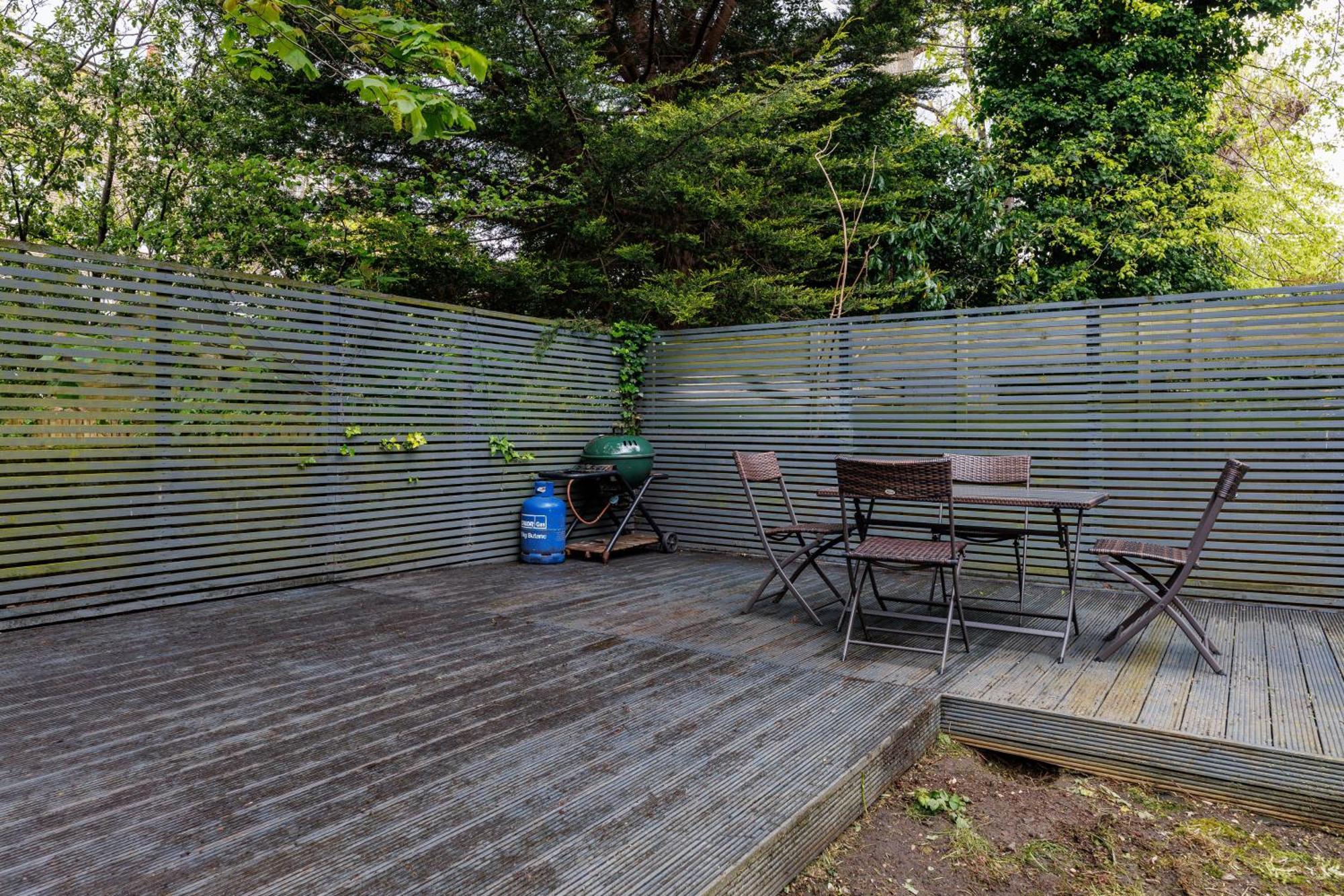 Apartamento Spacious 2-bed Flat / 10 Mins From The Centre