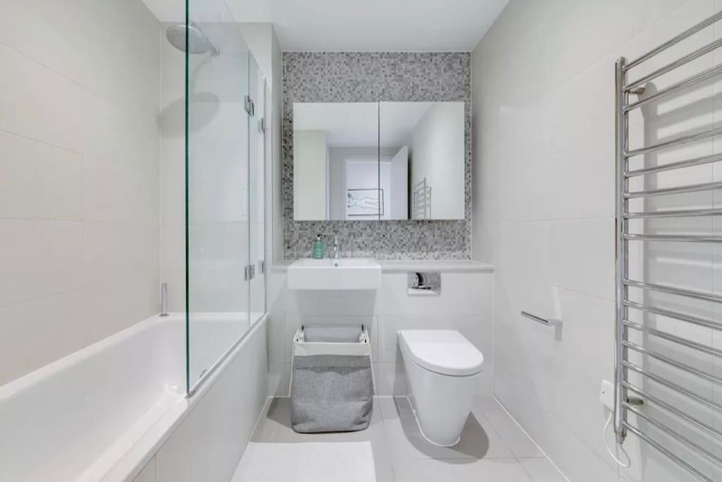 Apartamento King's Cross Modern 2 Bedroom *