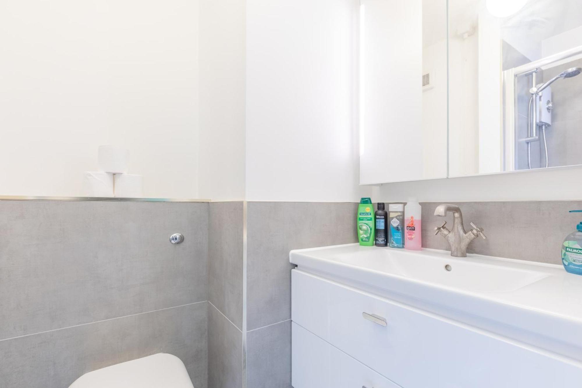 Casa de férias Bright 3 Bedroom House Near King's Cross Stpancras *