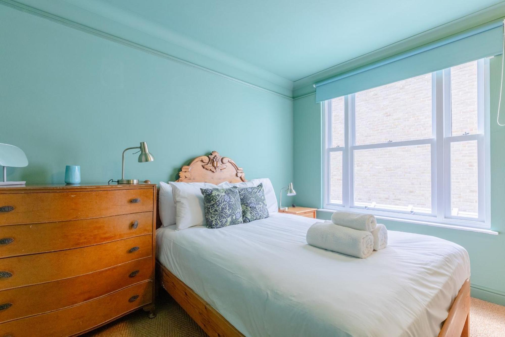 Casa de férias Bright 3 Bedroom House Near King's Cross Stpancras