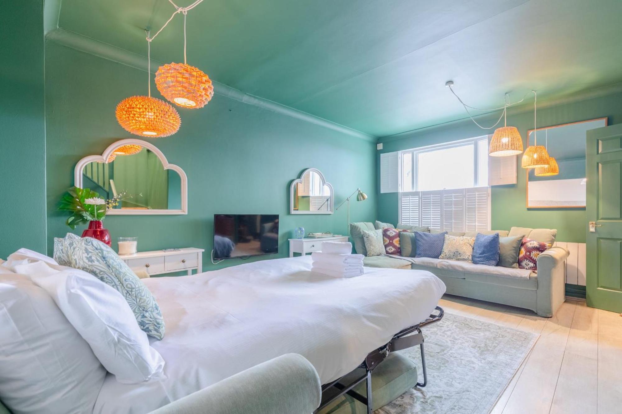Bright 3 Bedroom House Near King's Cross Stpancras Casa de férias
