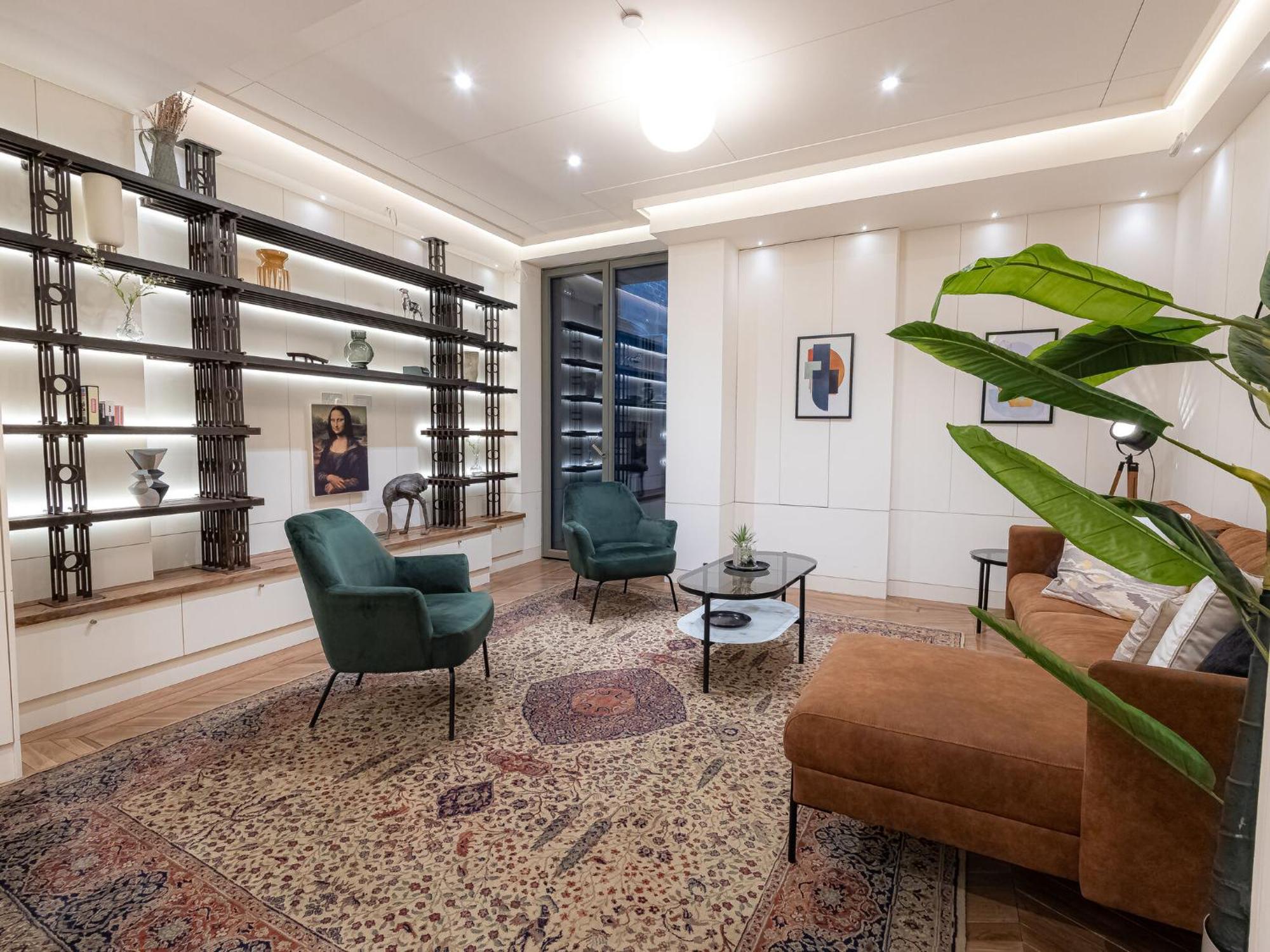 Modern Deluxe Five Bedroom House Near Chalk Farm Station By Belvilla Apartamento