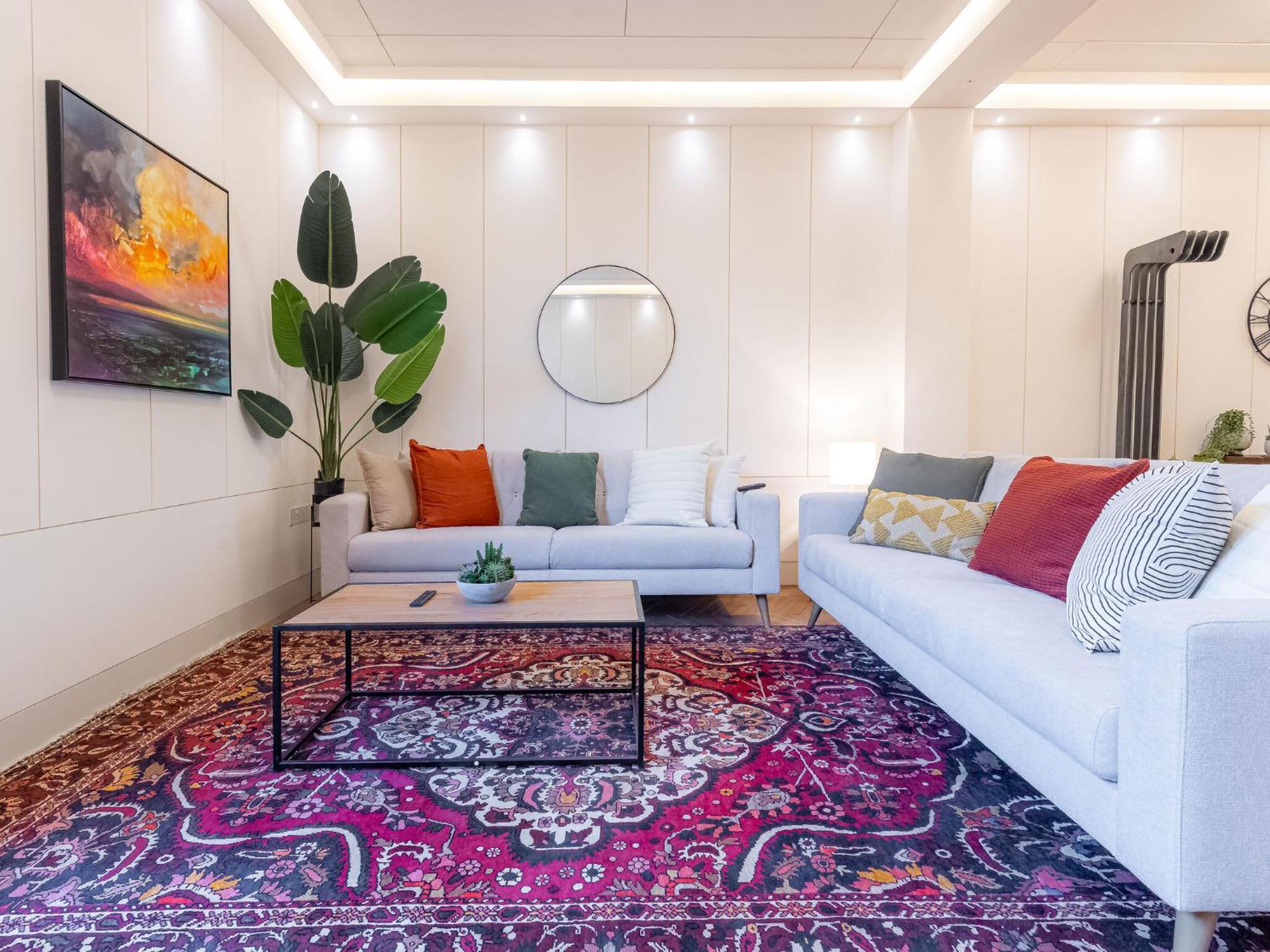 Modern Deluxe Five Bedroom House Near Chalk Farm Station By Belvilla Londres