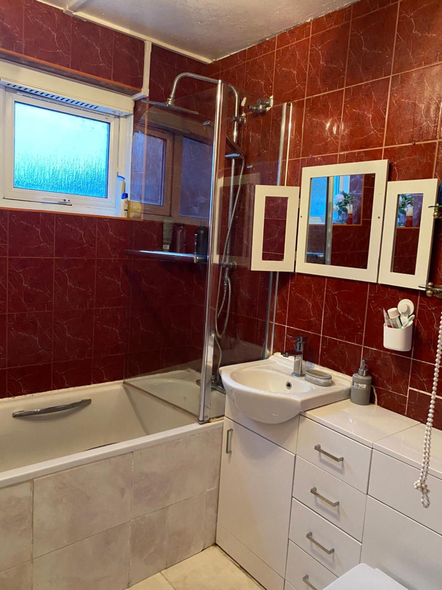 Happy Place With Kitchenette- Female Only Gasthuis *