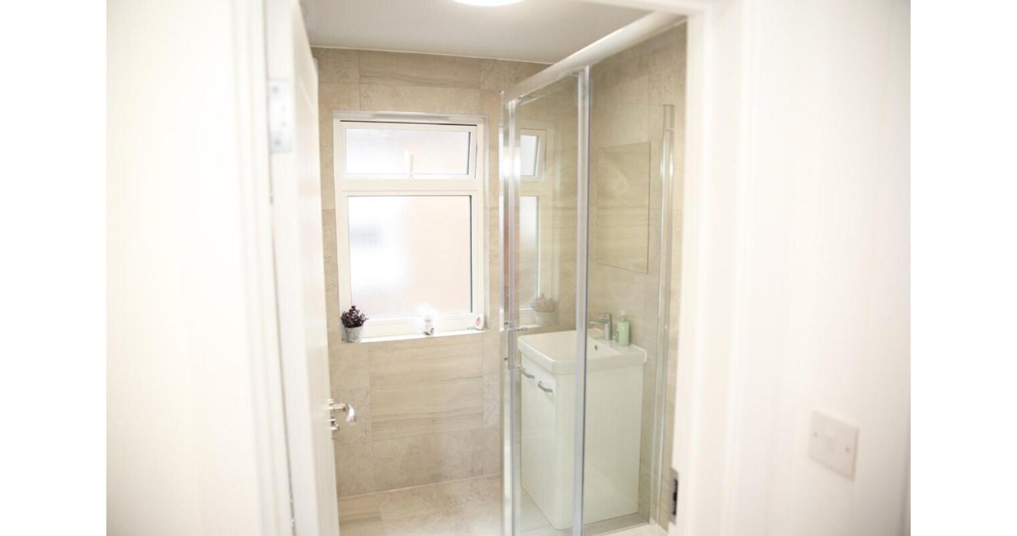 Gasthof Cricklewood Deluxe Ensuite *