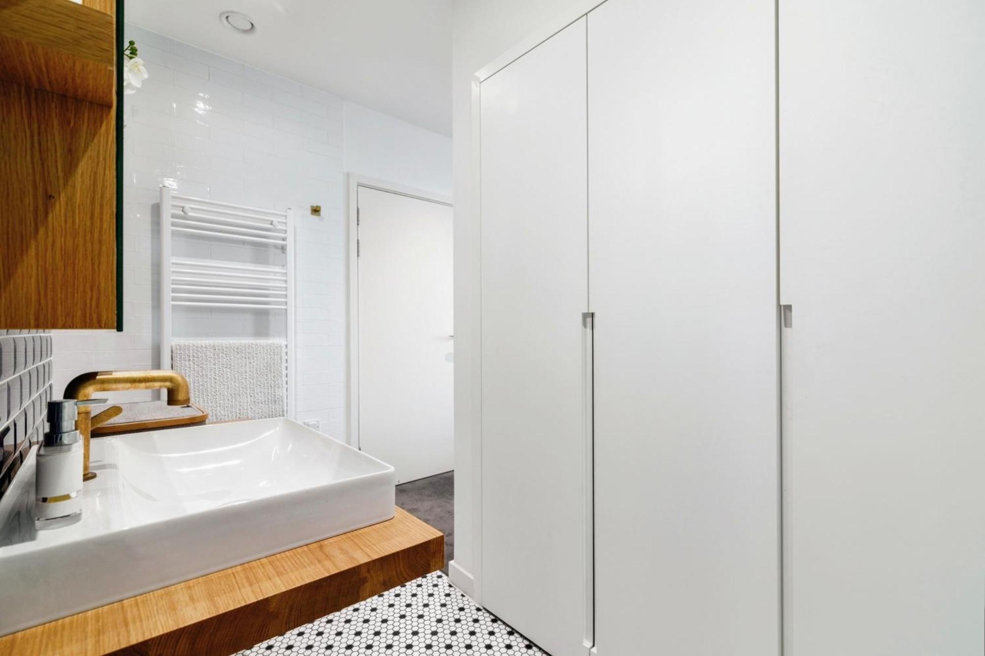 Chic 2 Bedroom Flat With Balcony Appartement Londres