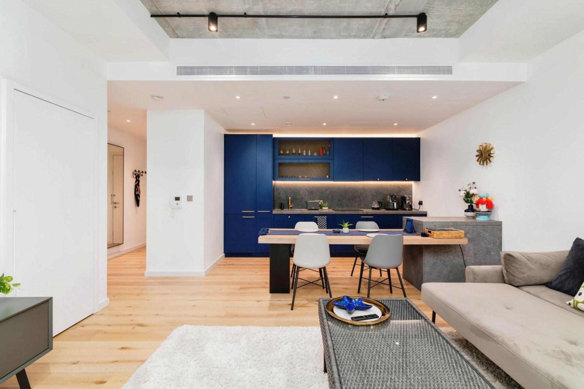 Appartement Chic 2 Bedroom Flat With Balcony *