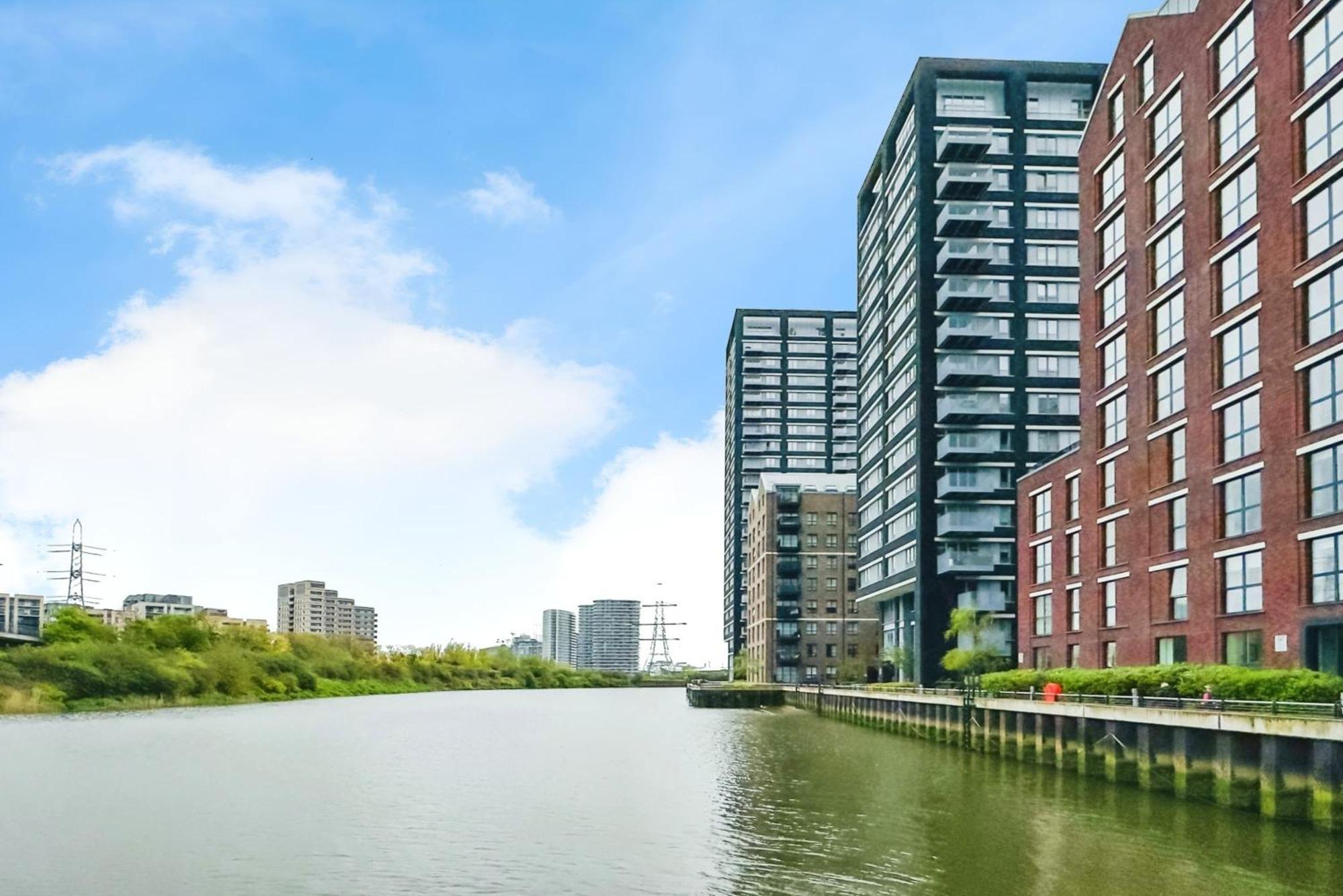 Chic 2 Bedroom Flat With Balcony Appartement