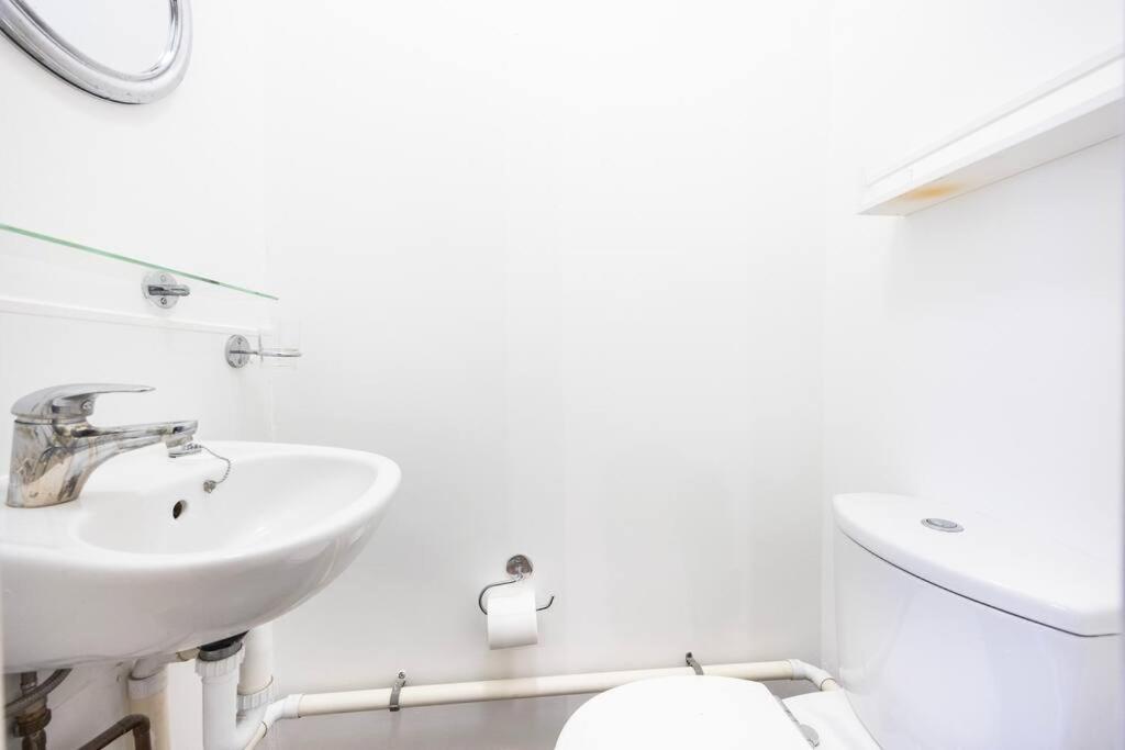 Islington- Offord Road Apartment London