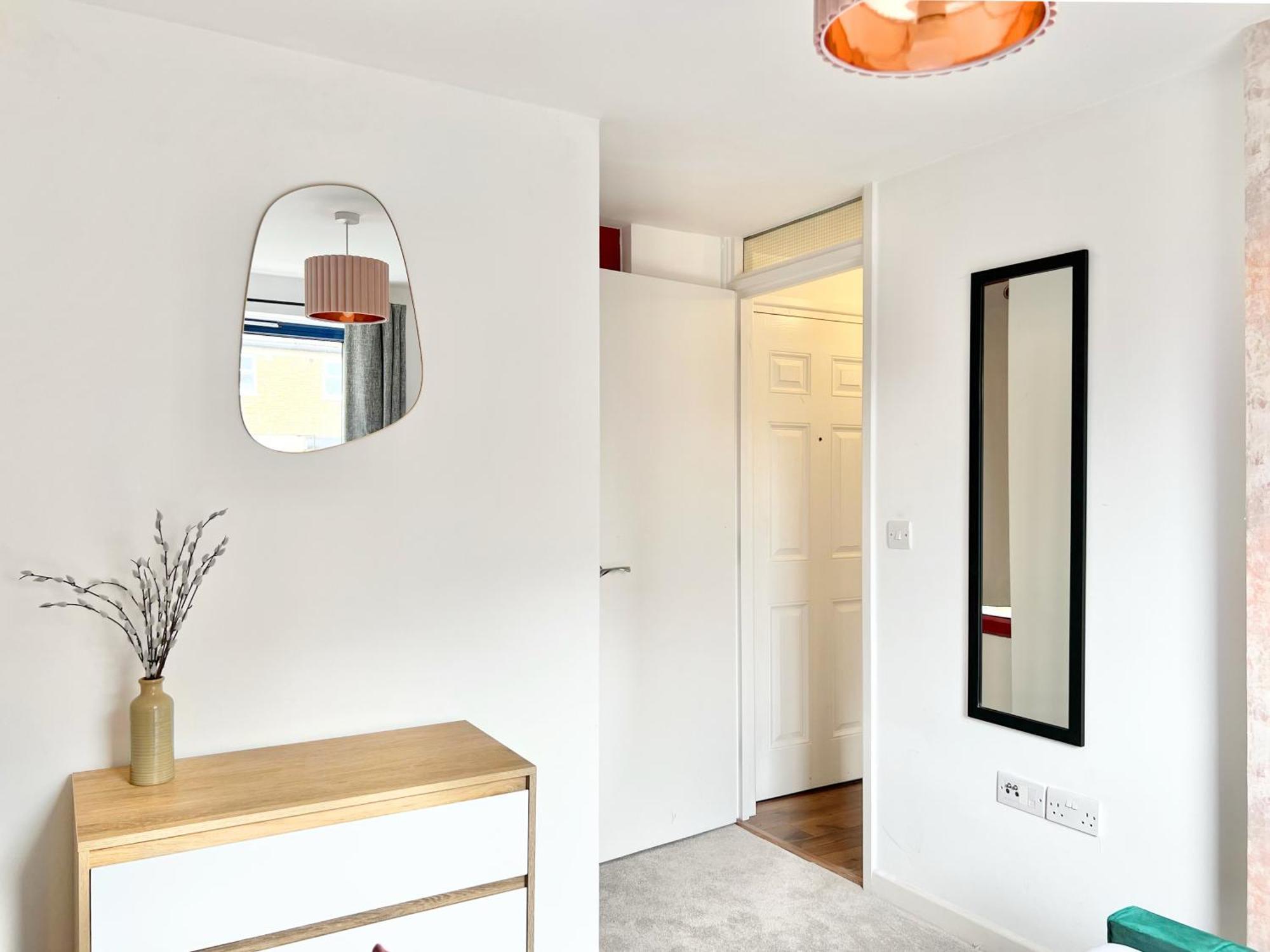 Apartamento Weekly Or Monthly - Relocation & Business - 4 Guests - By Hofin Stays Short Lets & Serviced *