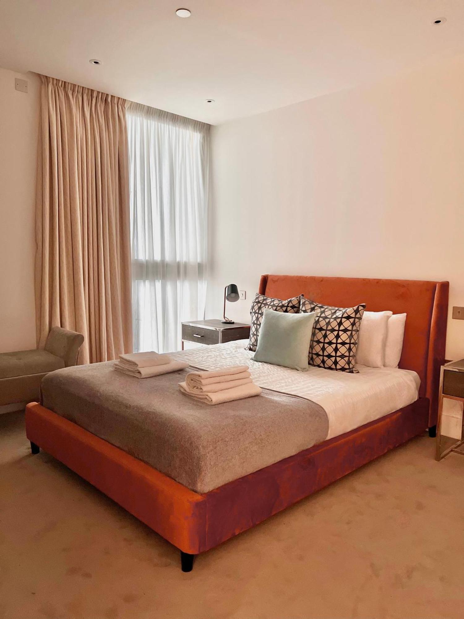 Luxury 2 Bedroom In Old Street, Appartement *