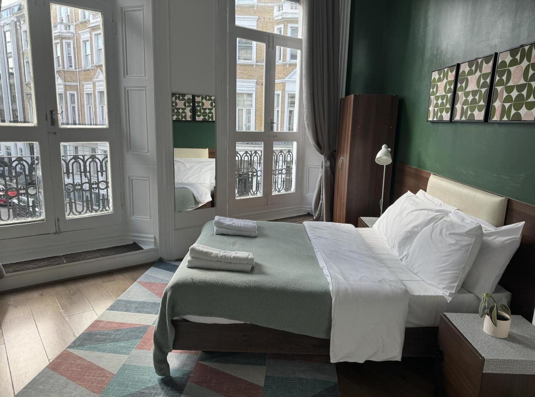 Appartement Charming Large With Balcony *